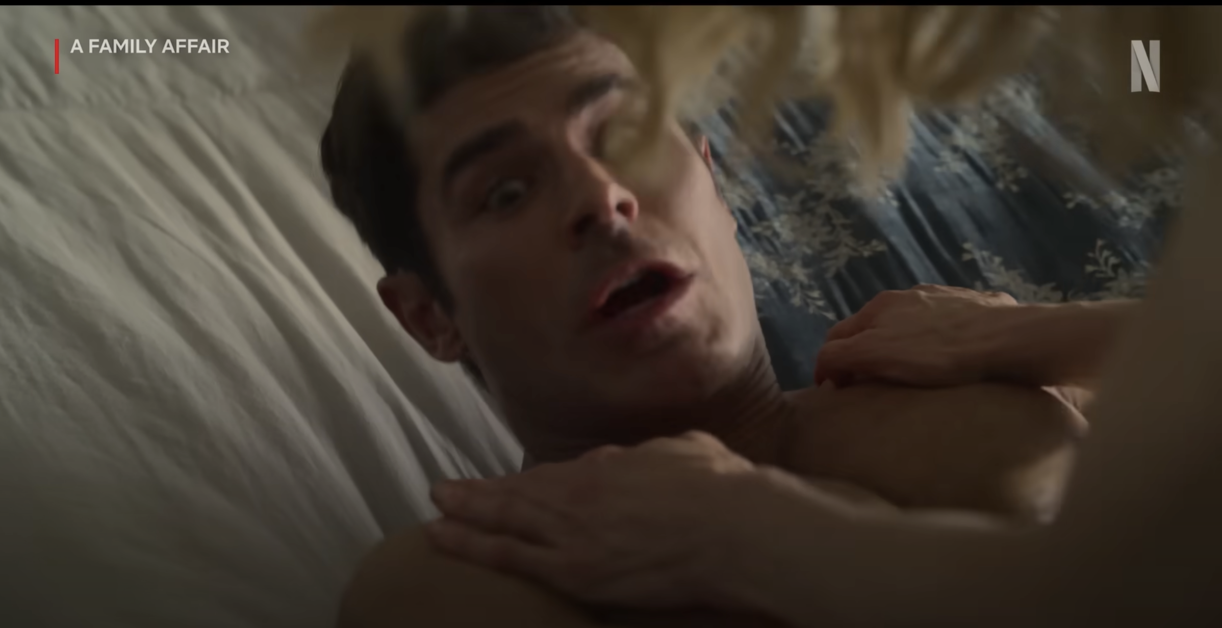 Zac Efron y Nicole Kidman en el plató de "A Family Affair", 2021 | Fuente: YouTube/Netflix