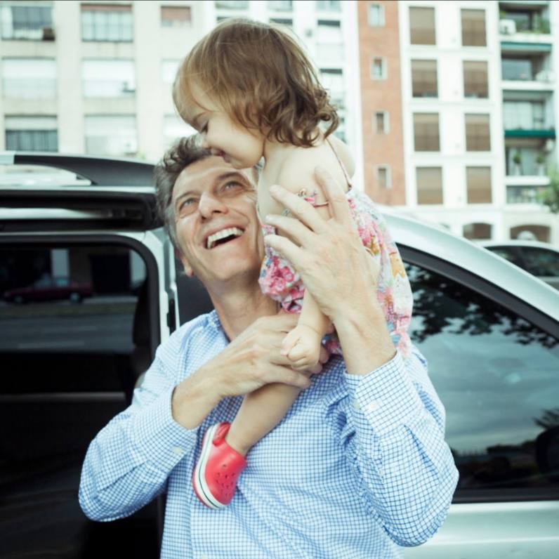 Mauricio Macri compartiendo junto a su hija Antonia durante su niñez | Fuente: Instagram/mauriciomacri
