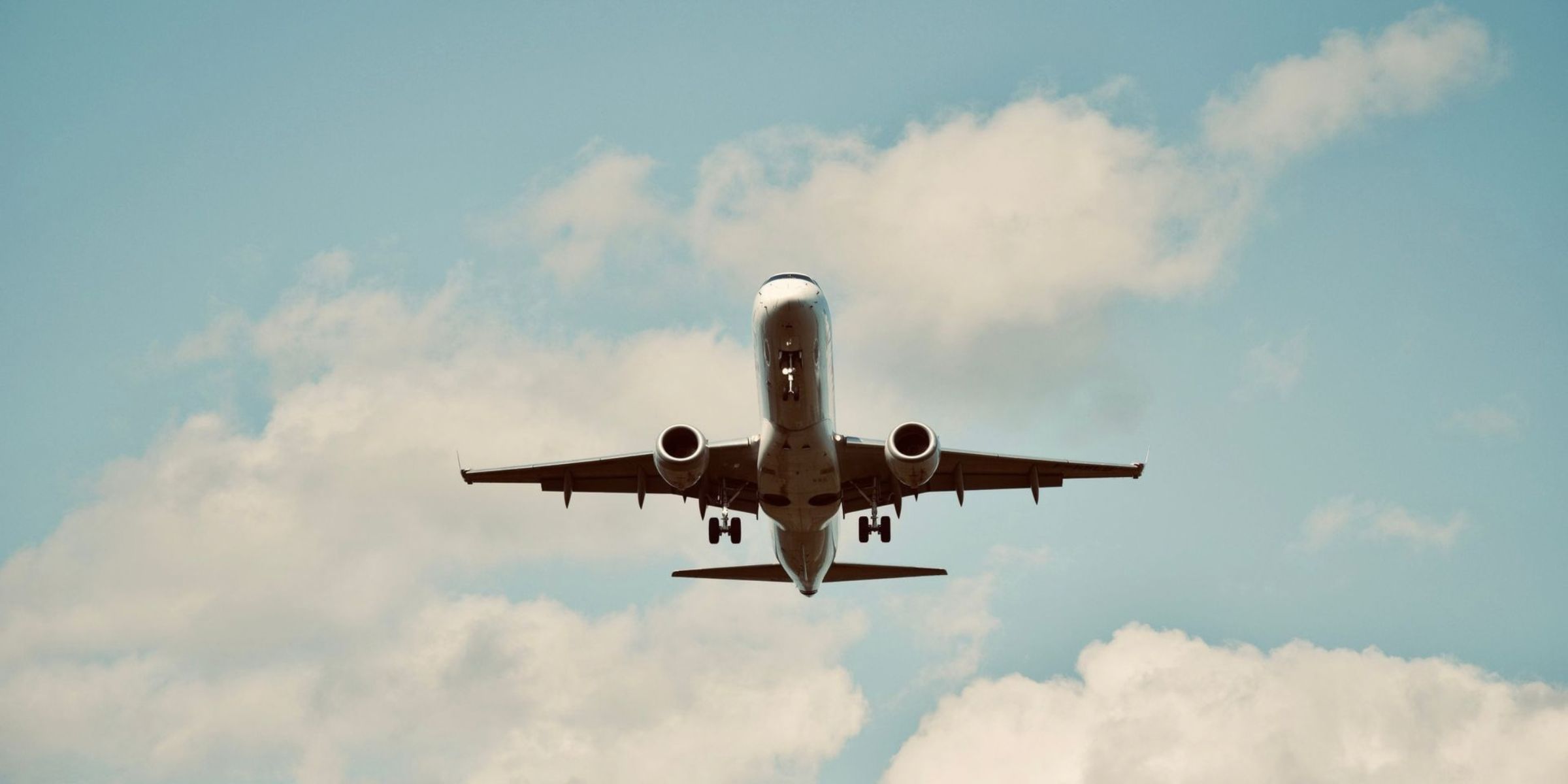 Un avión | Fuente: Pexels