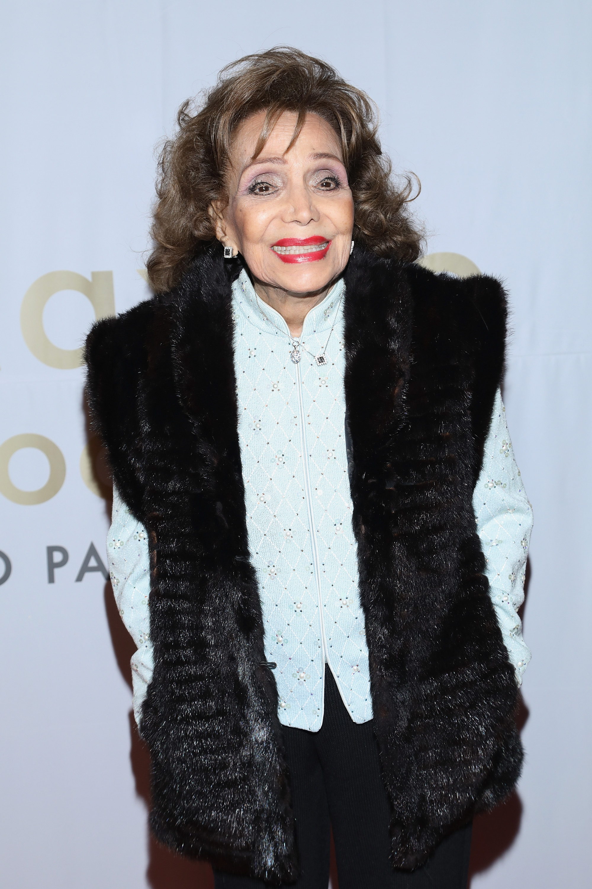 María Victoria Cervantes asiste a la Alfombra Roja del 30 Aniversario de "Todo Para La Mujer" en el hotel Live Aqua el 16 de octubre de 2019 en la Ciudad de México, México | Fuente: Getty Images