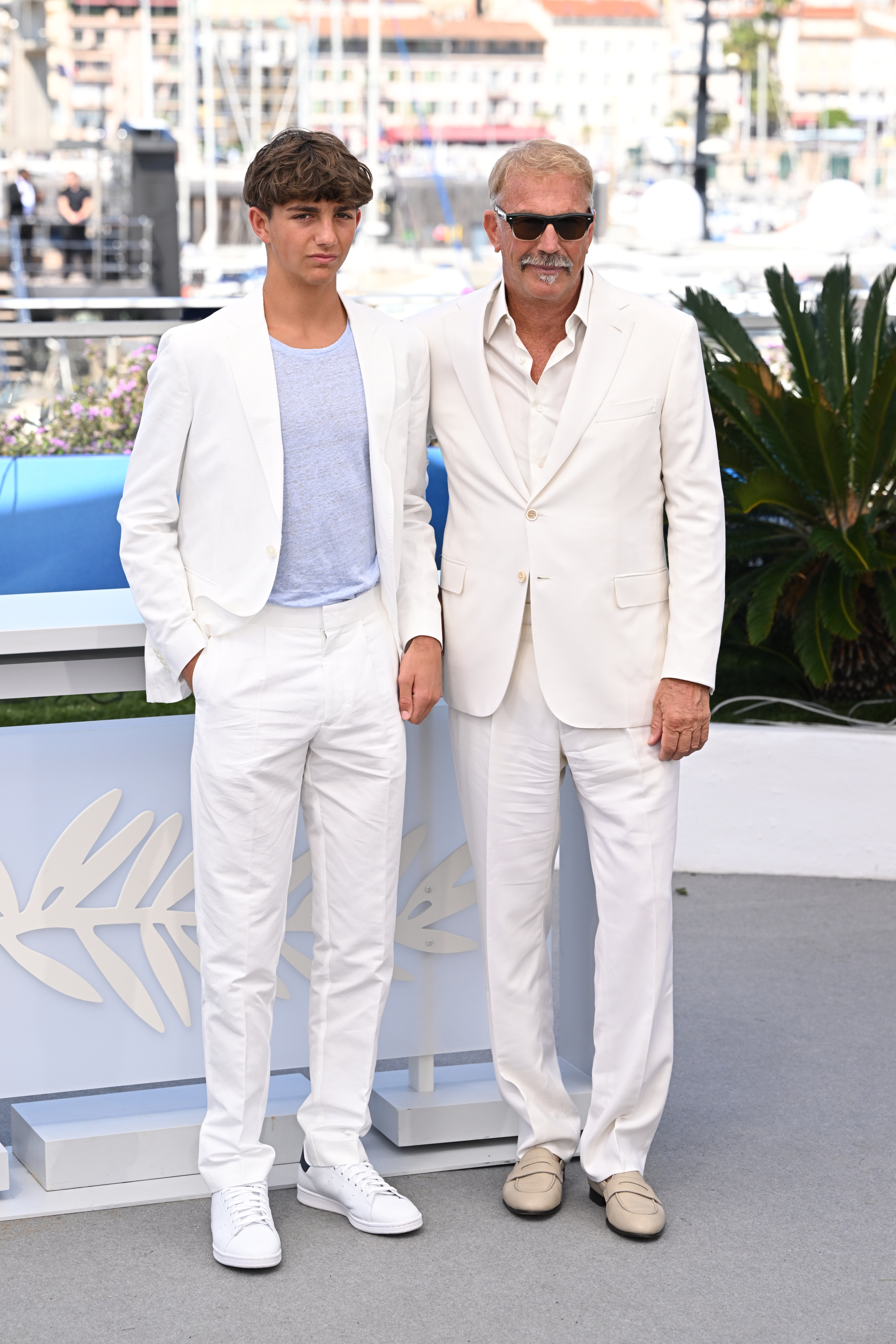 Kevin y Hayes Costner en el Festival de Cine de Cannes, Francia, el 19 de mayo de 2024 | Fuente: Getty Images