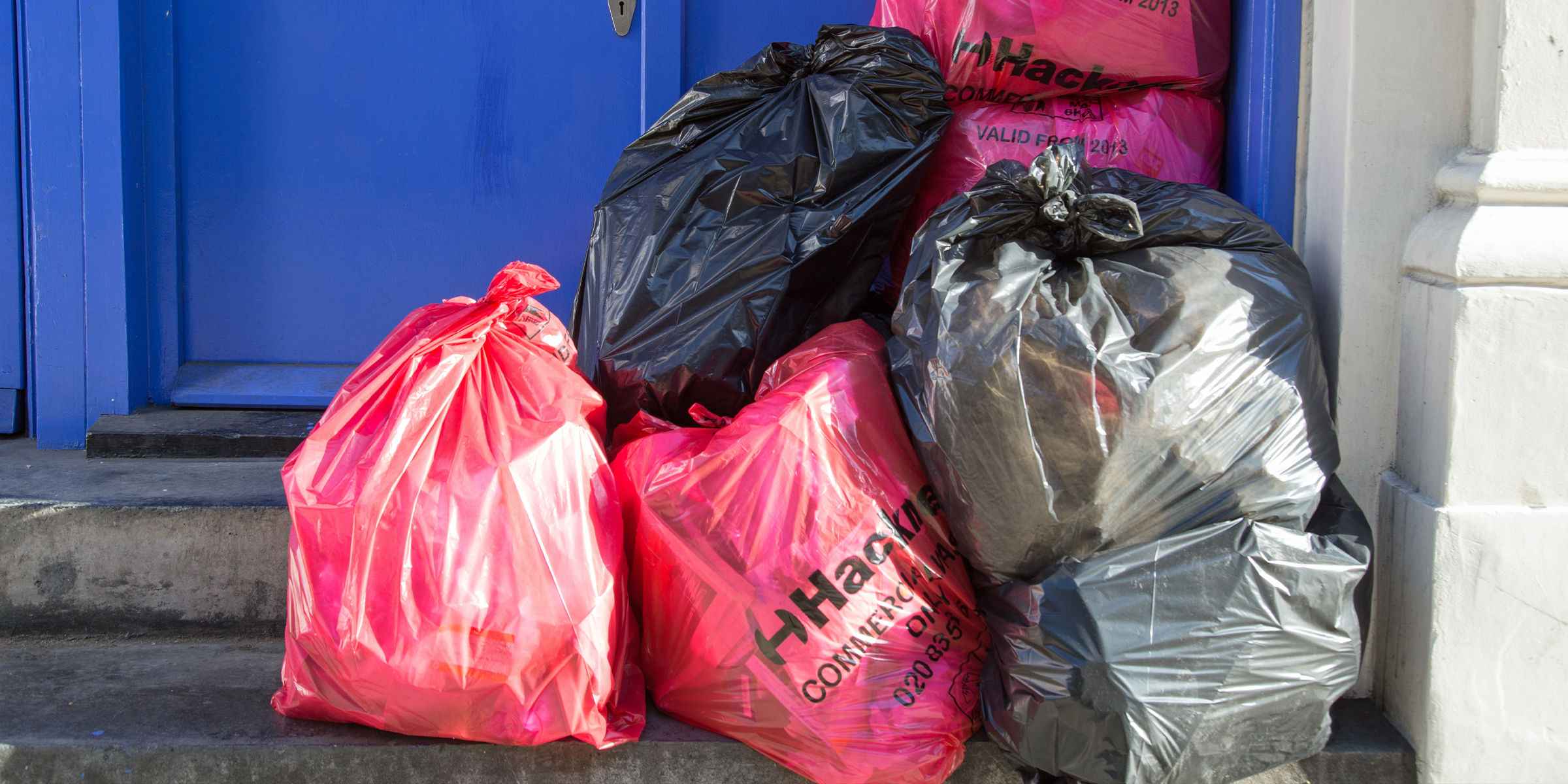 Bolsas de basura apiladas | Foto: Shutterstock