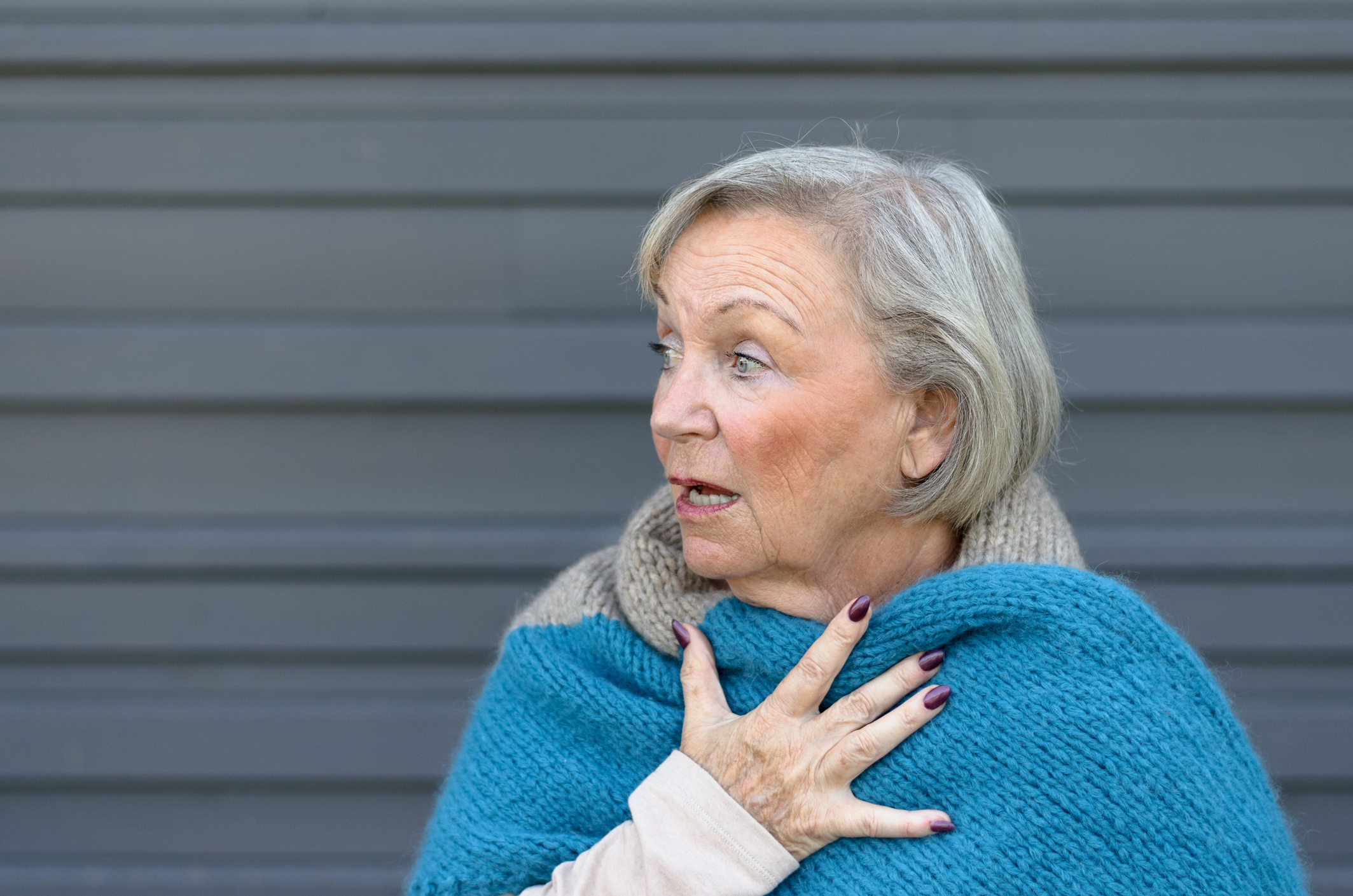 Una anciana conmocionada | Fuente: Getty Images