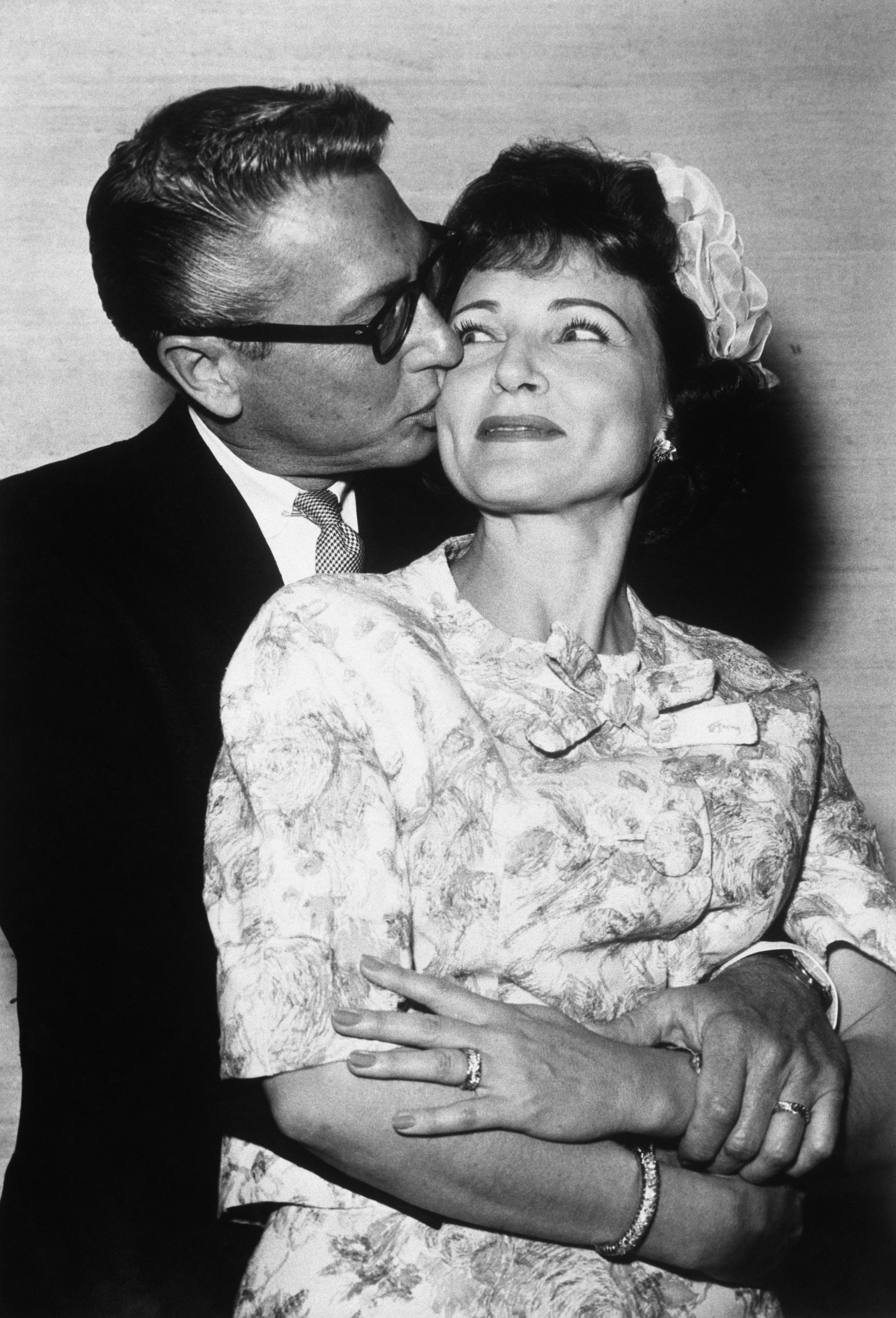 Allen Ludden y Betty White en Las Vegas en 1953 | Foto: Getty Images