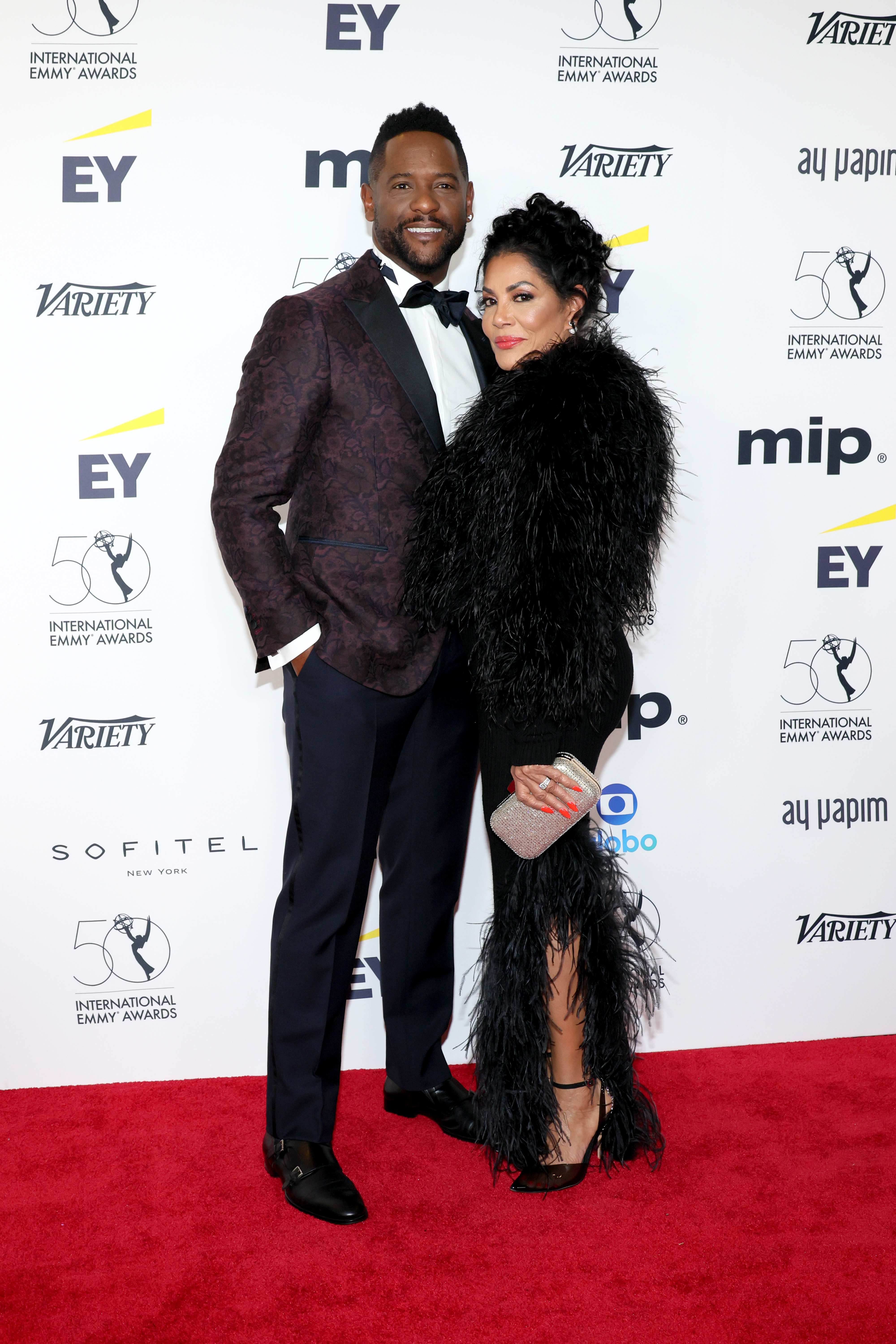 Blair Underwood y Josie Hart en la 50.ª edición de los Premios Emmy Internacionales, celebrada en Nueva York el 21 de noviembre de 2022. | Fuente: Getty Images