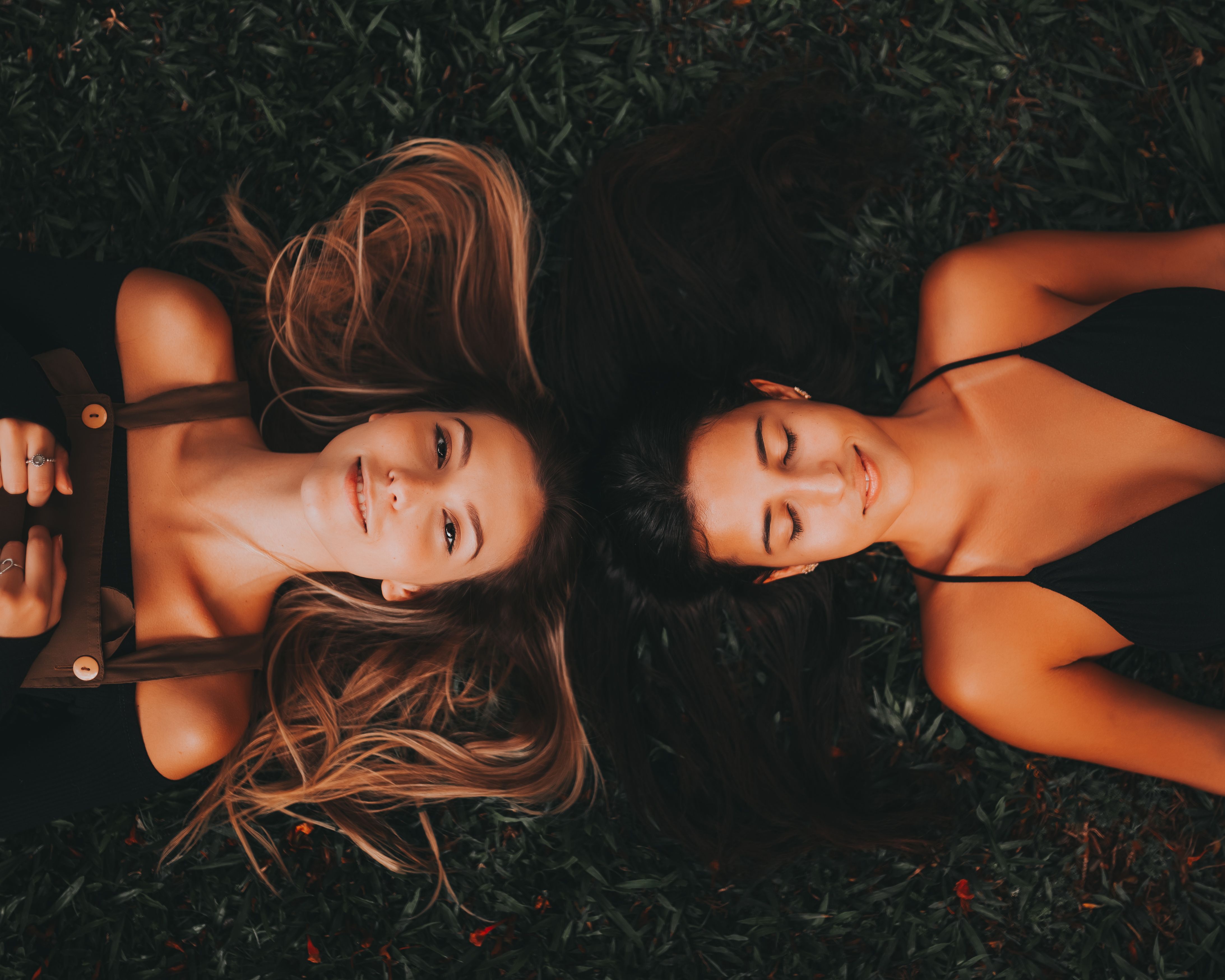 Dos mujeres | Fuente: Pexels