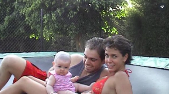 Camila y sus padres. | Foto: instagram.com/sabineoficial