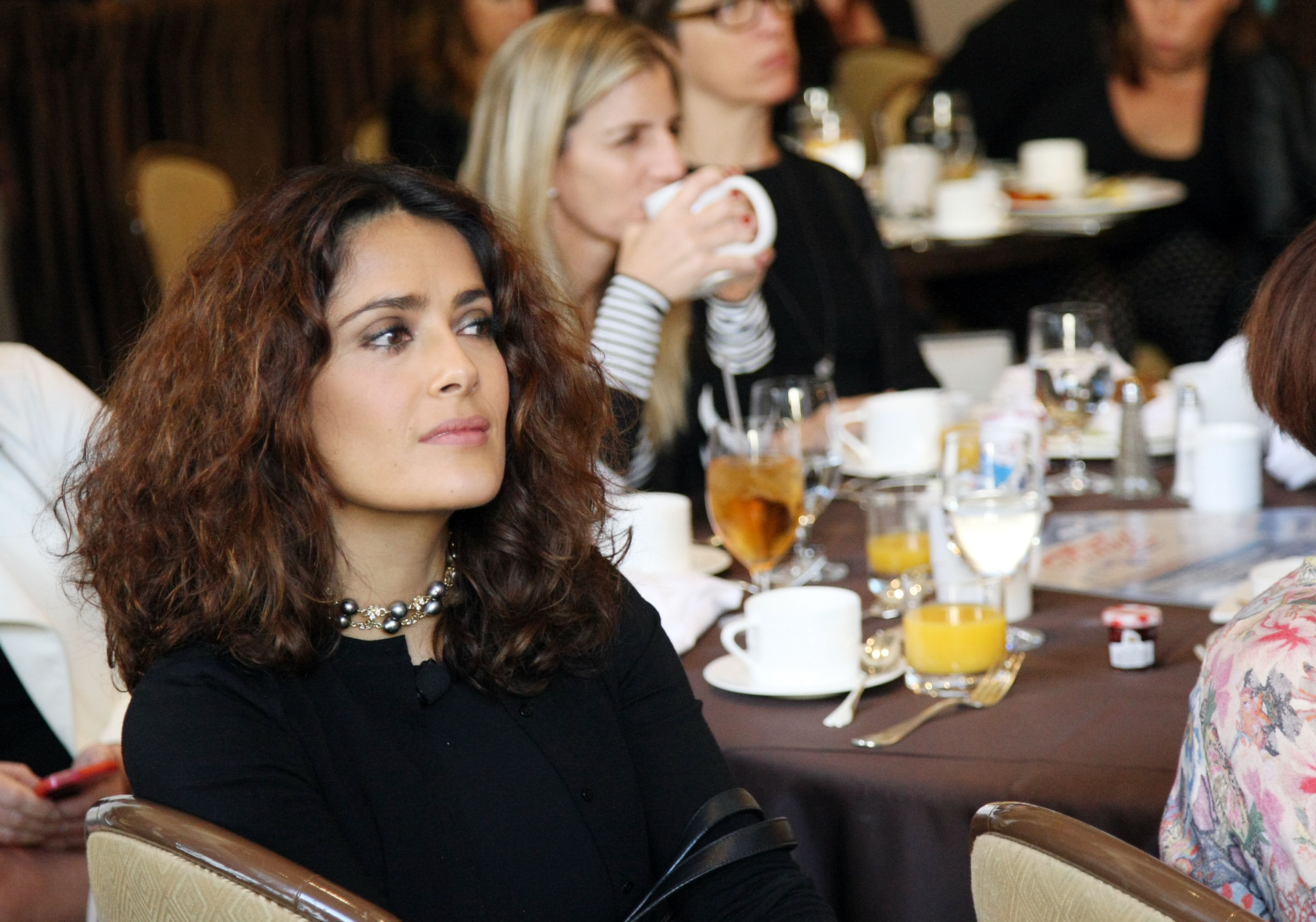 En otra confesión gastronómica de la misma entrevista, Hayek mencionó un pequeño restaurante japonés de Boston, el O Ya, como uno de los lugares más inspiradores en los que había comido. | Fuente: Getty Images.