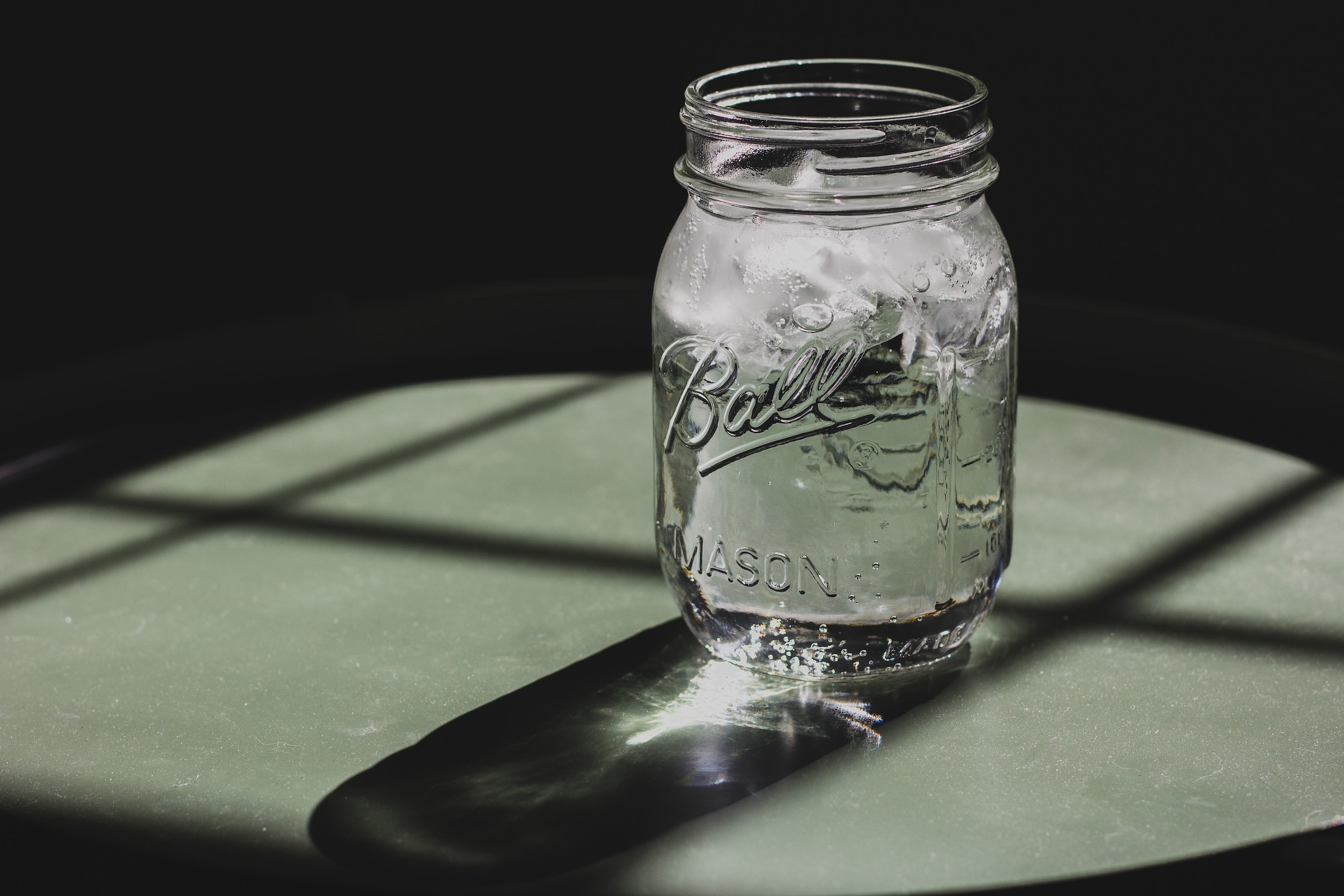 Tarro de agua helada | Foto: Unsplash