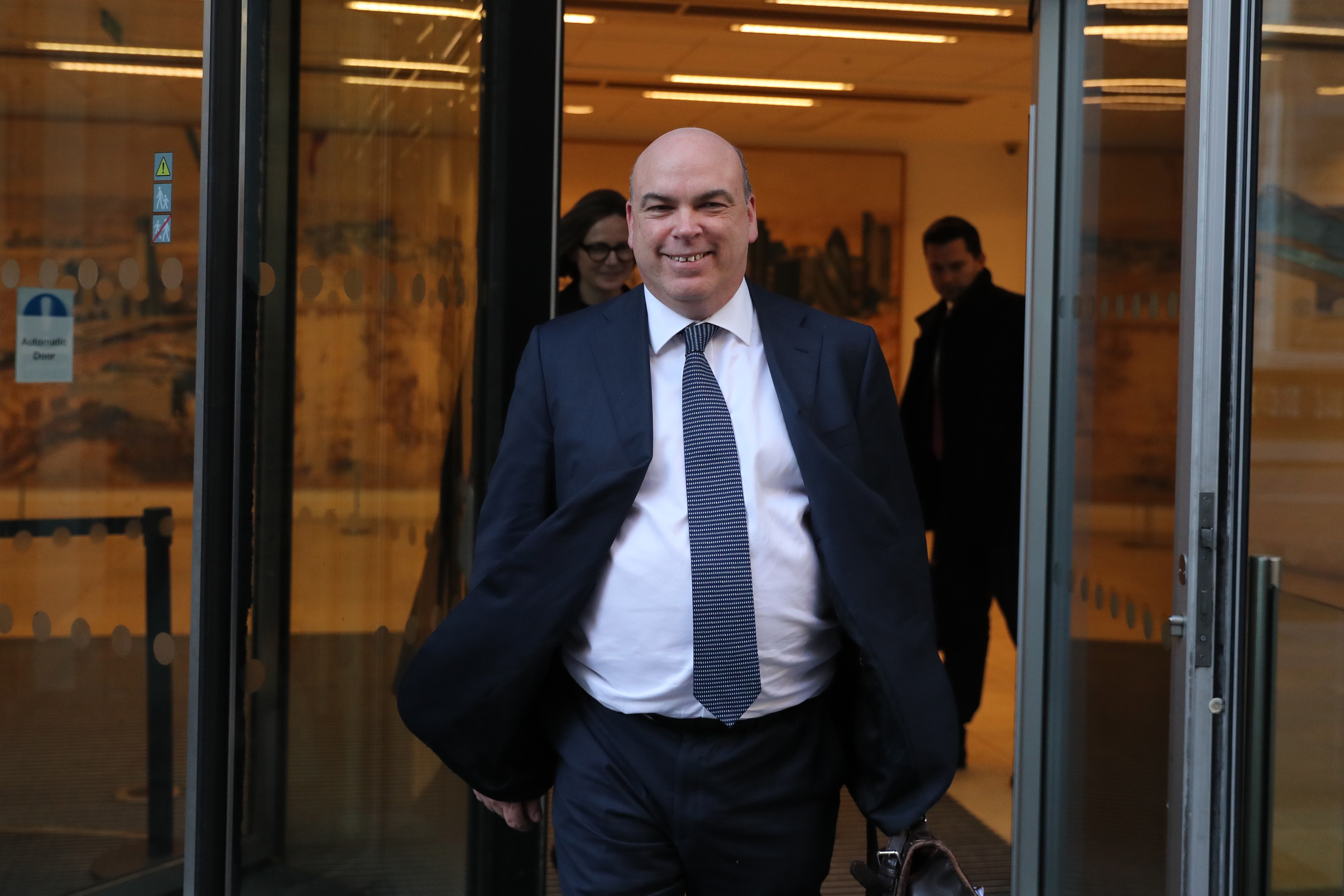 Mike Lynch, ex director ejecutivo de Autonomy Corp, sale tras la jornada de una vista judicial en el edificio The Rolls en Londres, Reino Unido, el lunes 25 de marzo de 2019 | Fuente: Getty Images