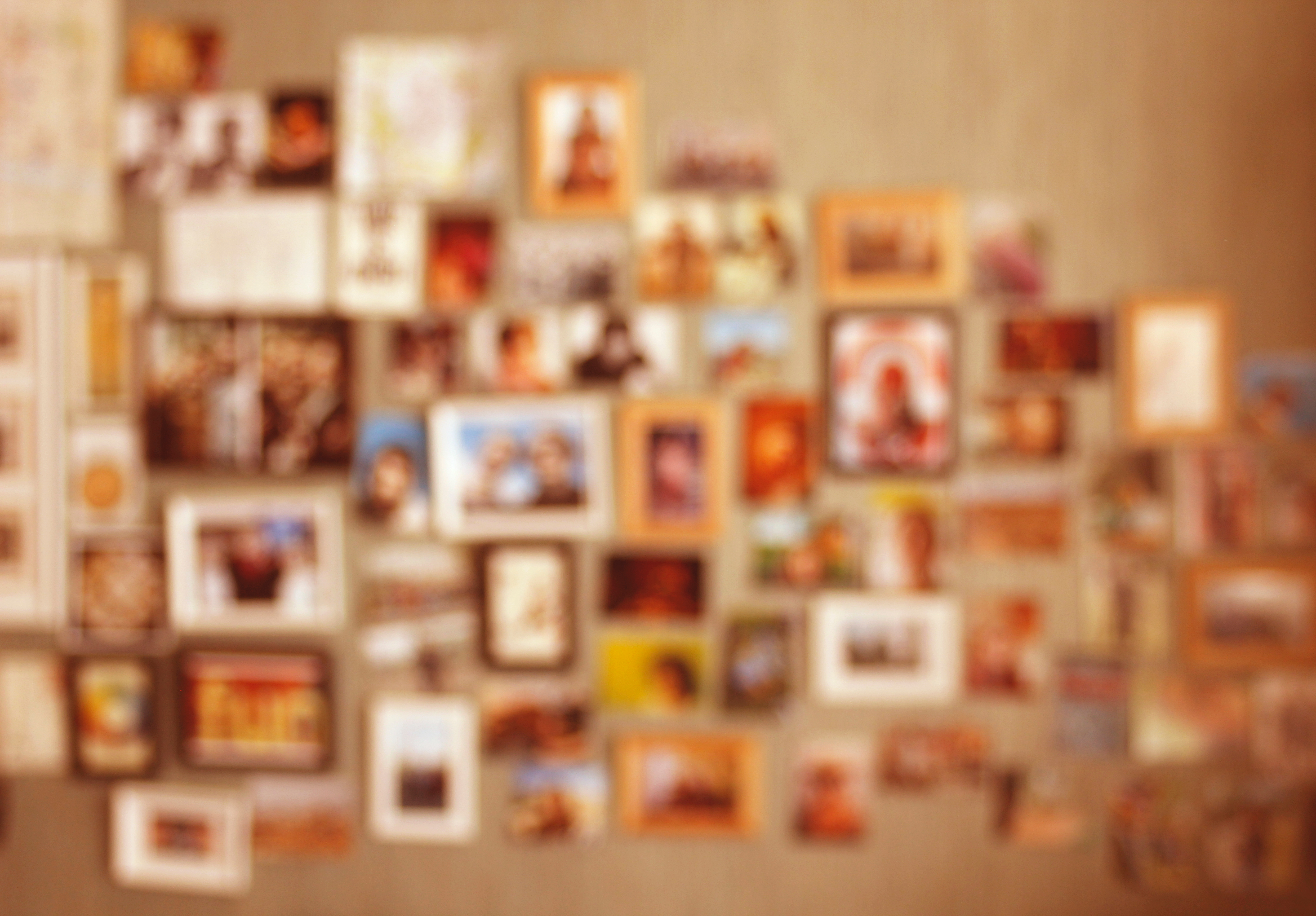 Collage de fotos con seres queridos | Fuente: Shutterstock