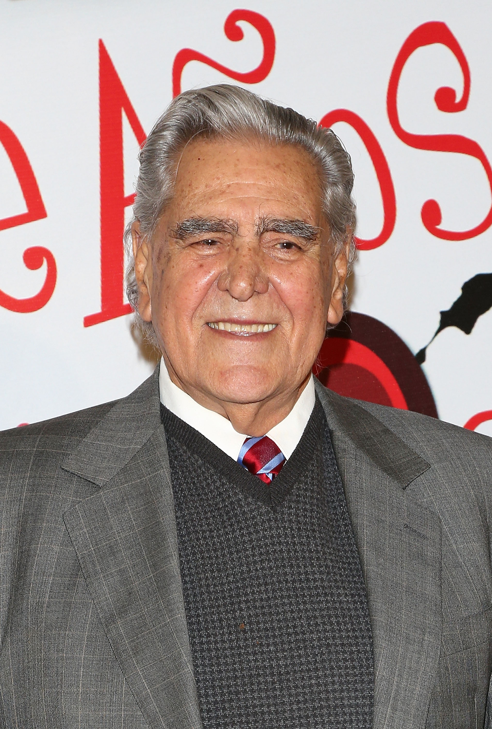 Eric del Castillo asiste a la alfombra roja de la premier de "7 Anos de Matrimonio" en la Ciudad de México en Plaza Carso el 22 de enero de 2013 en la Ciudad de México, México. | Fuente: Getty Images