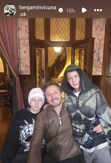 Benjamín Vicuña compartió imágenes junto a su familia celebrando el Día del Niño en sus historias | Fuente: Instagram Stories/benjaminvicuna.ok