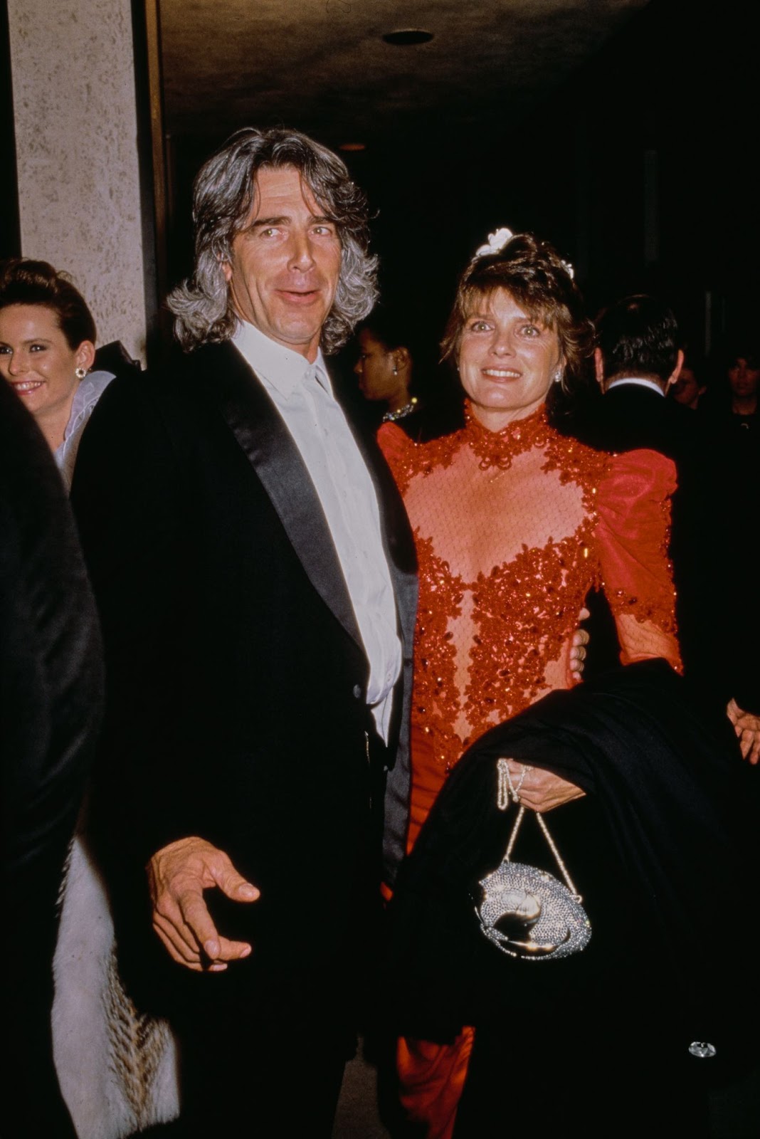 Sam Elliott y Katharine Ross en la 45ª edición de los Golden Globes en 1988 en Beverly Hills, California. | Fuente: Getty Images