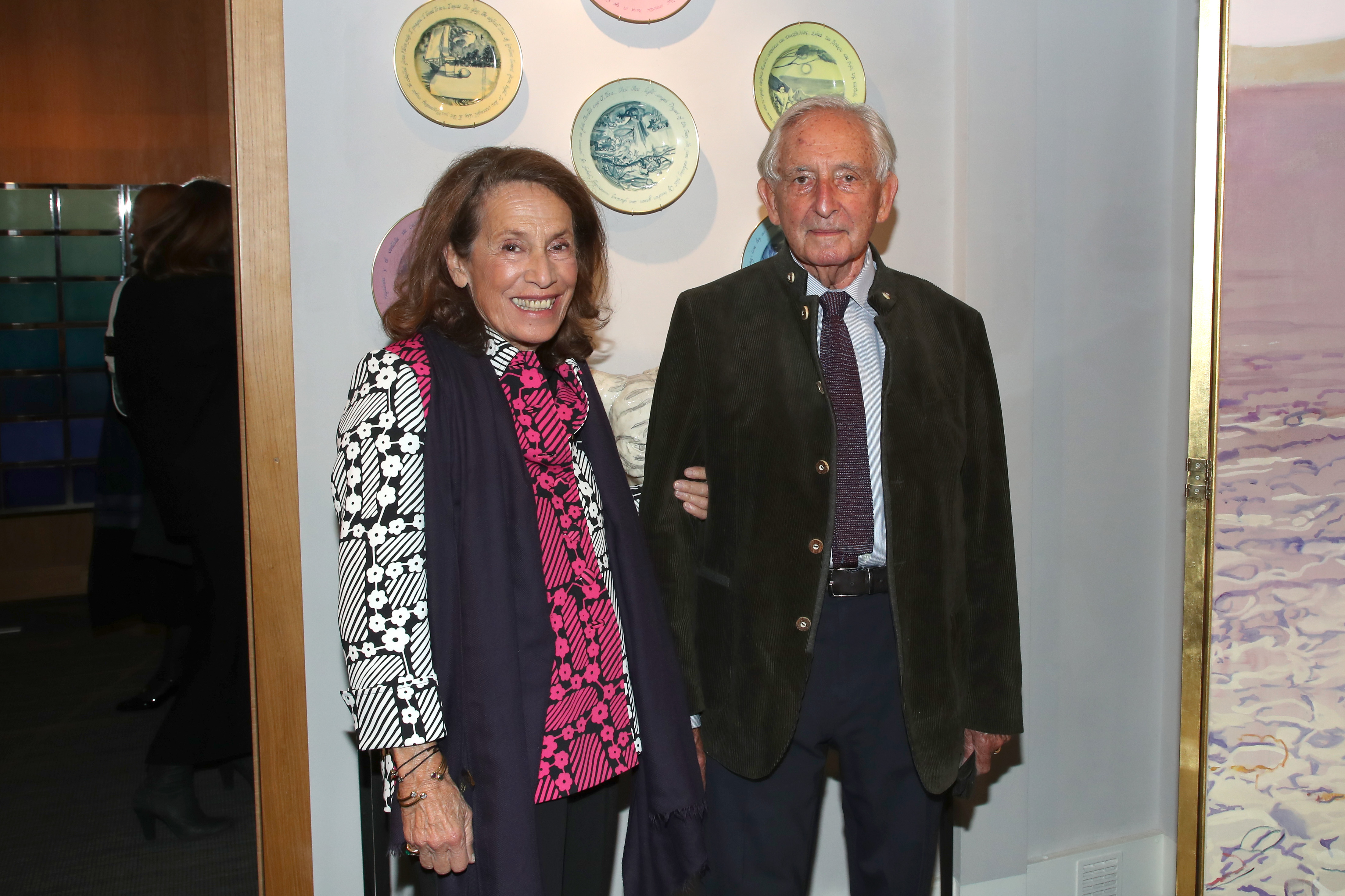 Marina Karella y el príncipe Michael de Grecia en el "Reborn Project – Ginori Art Collection" en París el 2 de noviembre de 2021 | Fuente: Getty Images