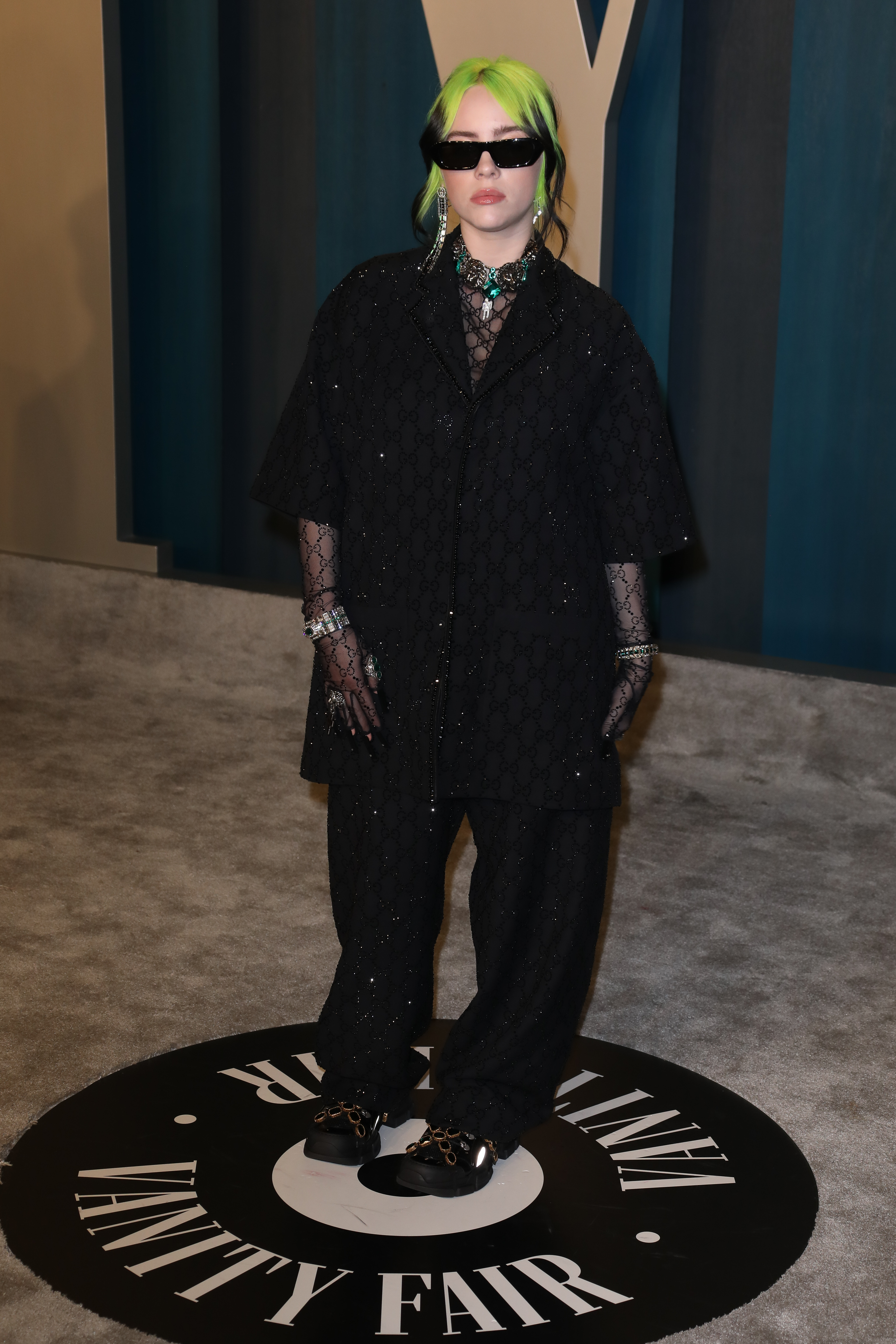 Billie Eilish asiste a la Vanity Fair Oscar Party en el Wallis Annenberg Center for the Performing Arts en Beverly Hills, California, el 9 de febrero de 2020 | Fuente: Getty Images