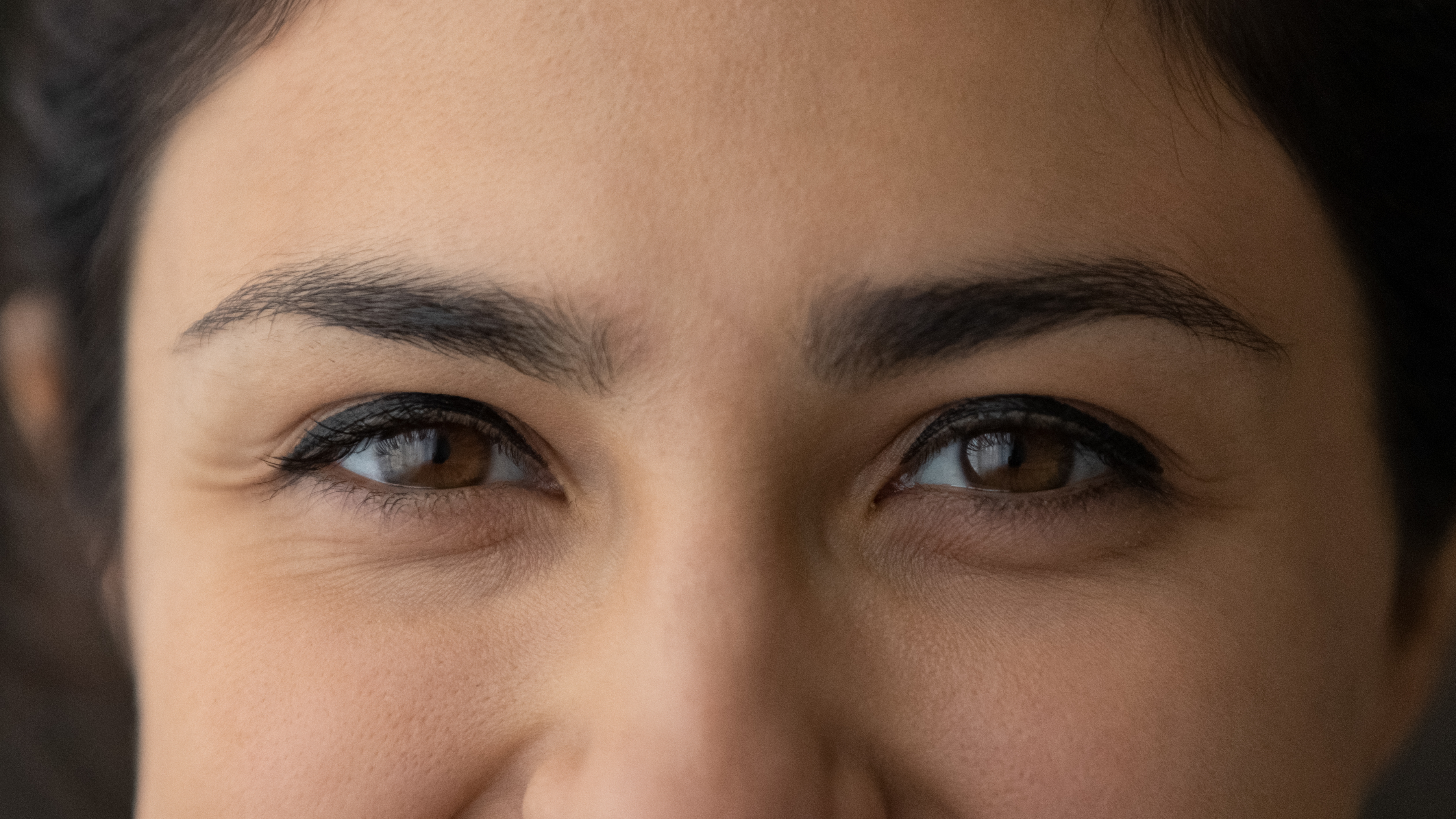 Recorte primer plano de ojos | Fuente: Shutterstock