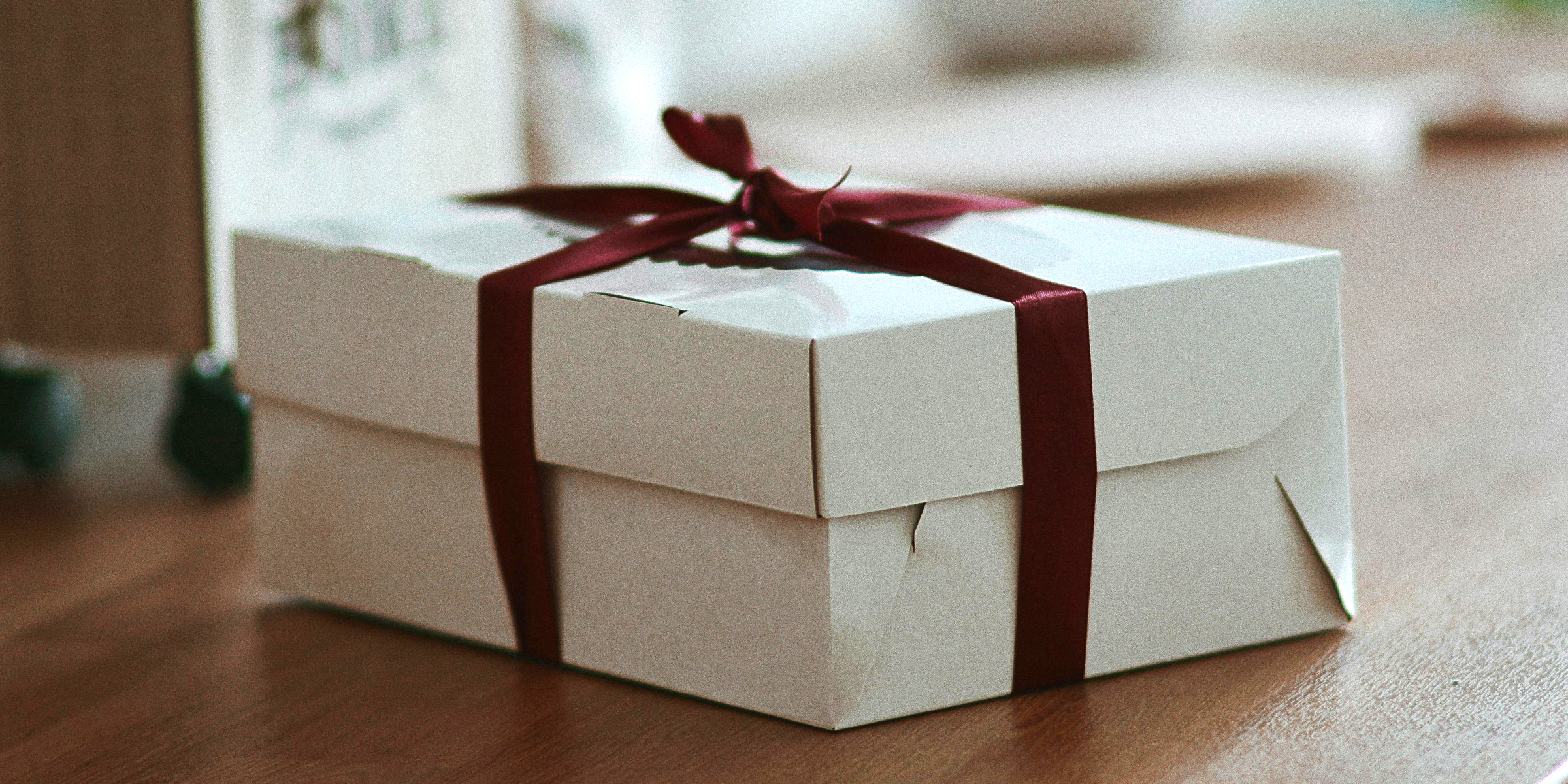 Una caja de regalo | Fuente: Pexels.com/nastyaankudinova