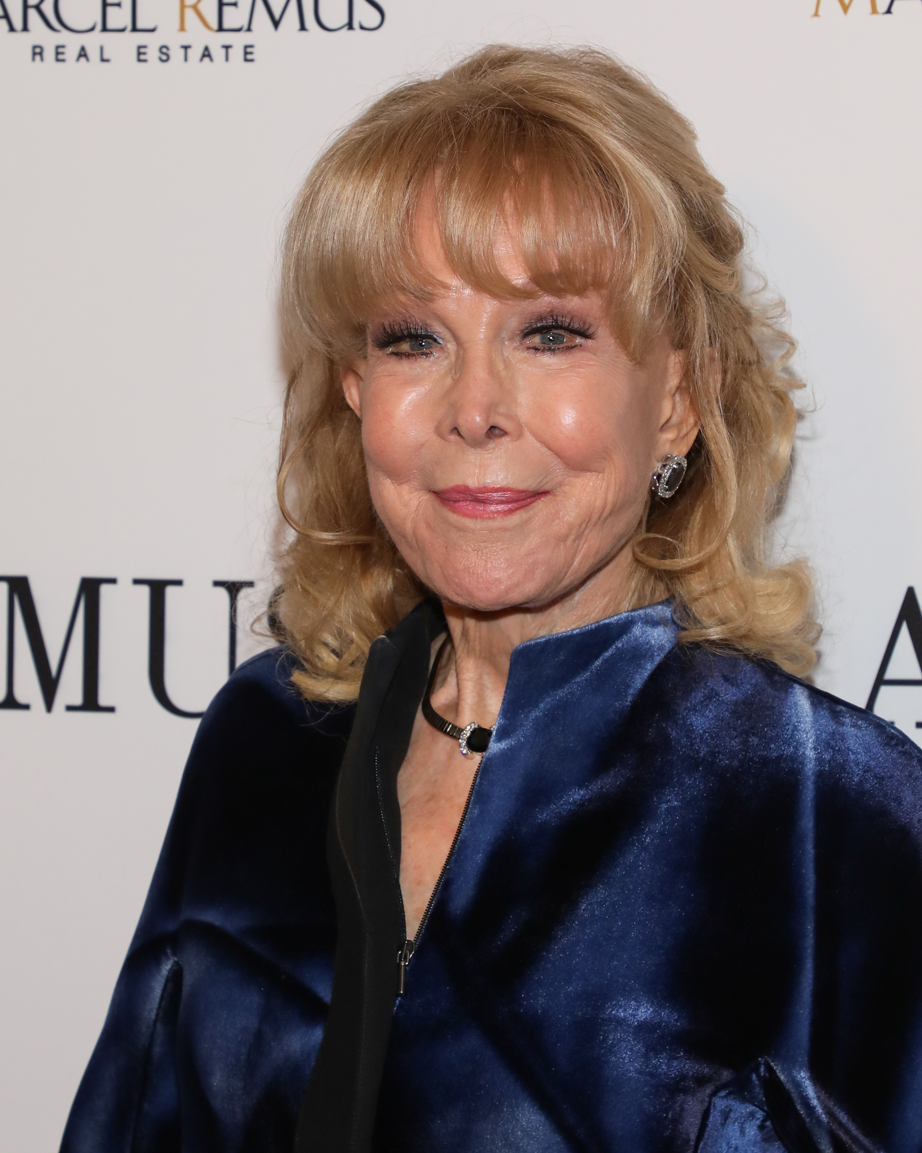 Barbara Eden asiste al evento Remus Pre-Award Tea Time el 8 de marzo de 2023, en Beverly Hills, California | Fuente: Getty Images