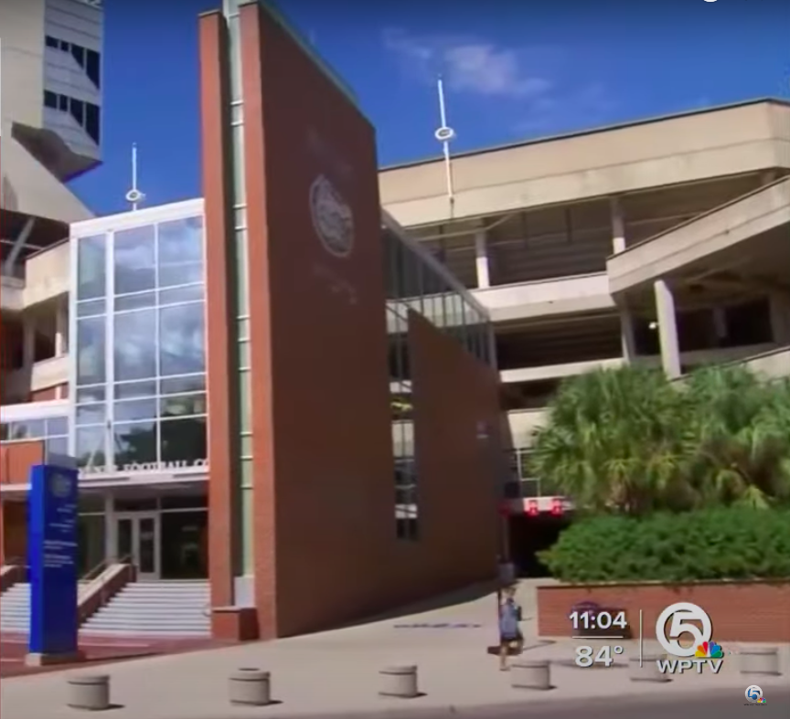 Un edificio universitario, publicado el 25 de septiembre de 2024 | Fuente: YouTube/WPTV News - FL Palm Beaches Treasure Coast