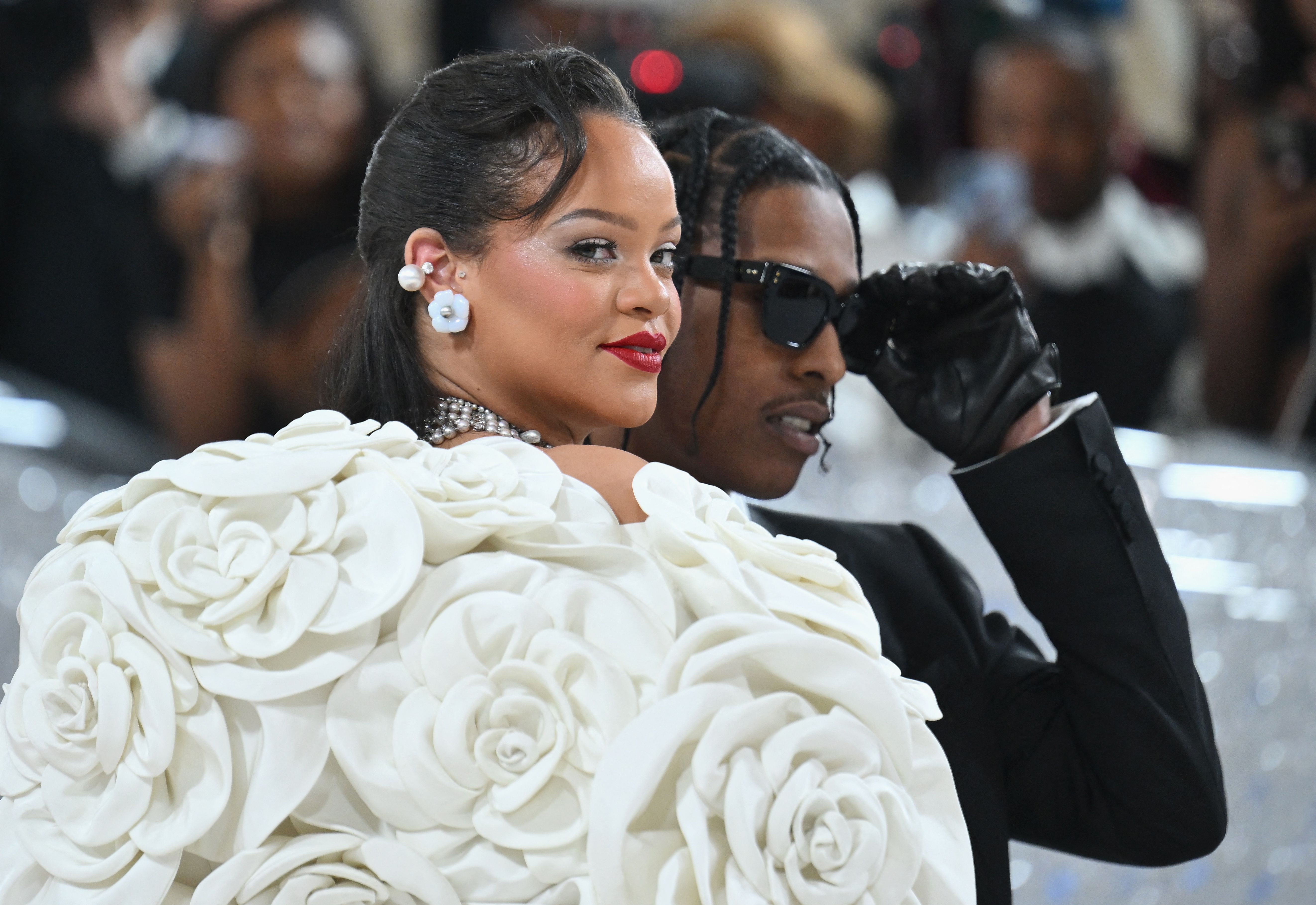 Rihanna y ASAP Rocky en la Gala Met 2023 en el Museo Metropolitano de Arte el 1 de mayo de 2023 en Nueva York | Fuente: Getty Images