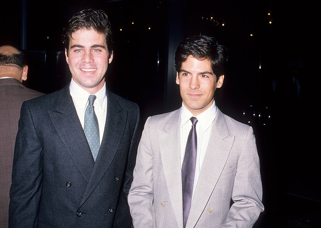 Patrick Labyorteaux y Matthew Laborteaux en la Segunda Gala Anual de Celebridades de Michael Landon, el 15 de octubre de 1988. | Foto: Getty Images