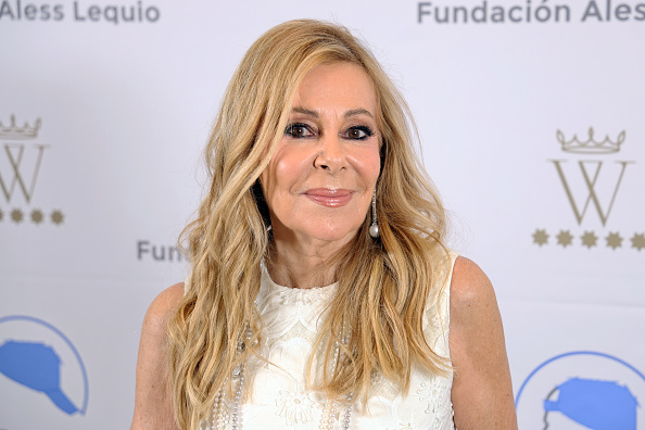 Ana Obregón durante la presentación de la donación de 2025 por parte de la Fundación Aless Lequio, en el Hotel Wellington, el 18 de diciembre de 2025 | Fuente: Getty Images