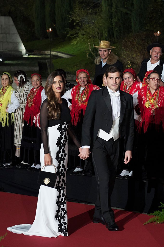 Iker y Sara asistieron a una Cena de Gala en el Palacio de los Duques de Braganza. l Fuente: Getty Images