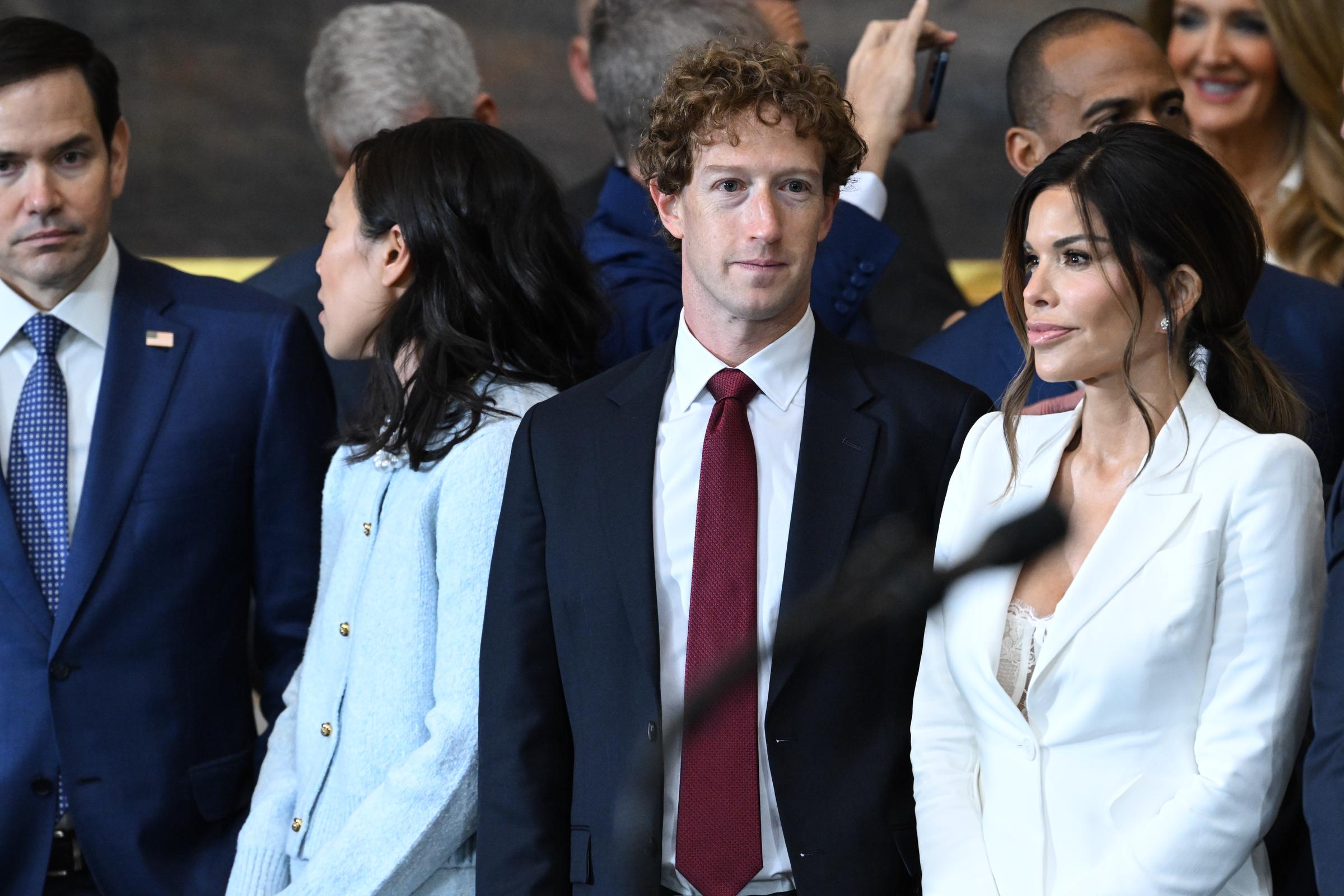 Priscilla Chan, Mark Zuckerberg y Lauren Sanchez en el Capitolio de EEUU. | Fuente: Getty Images