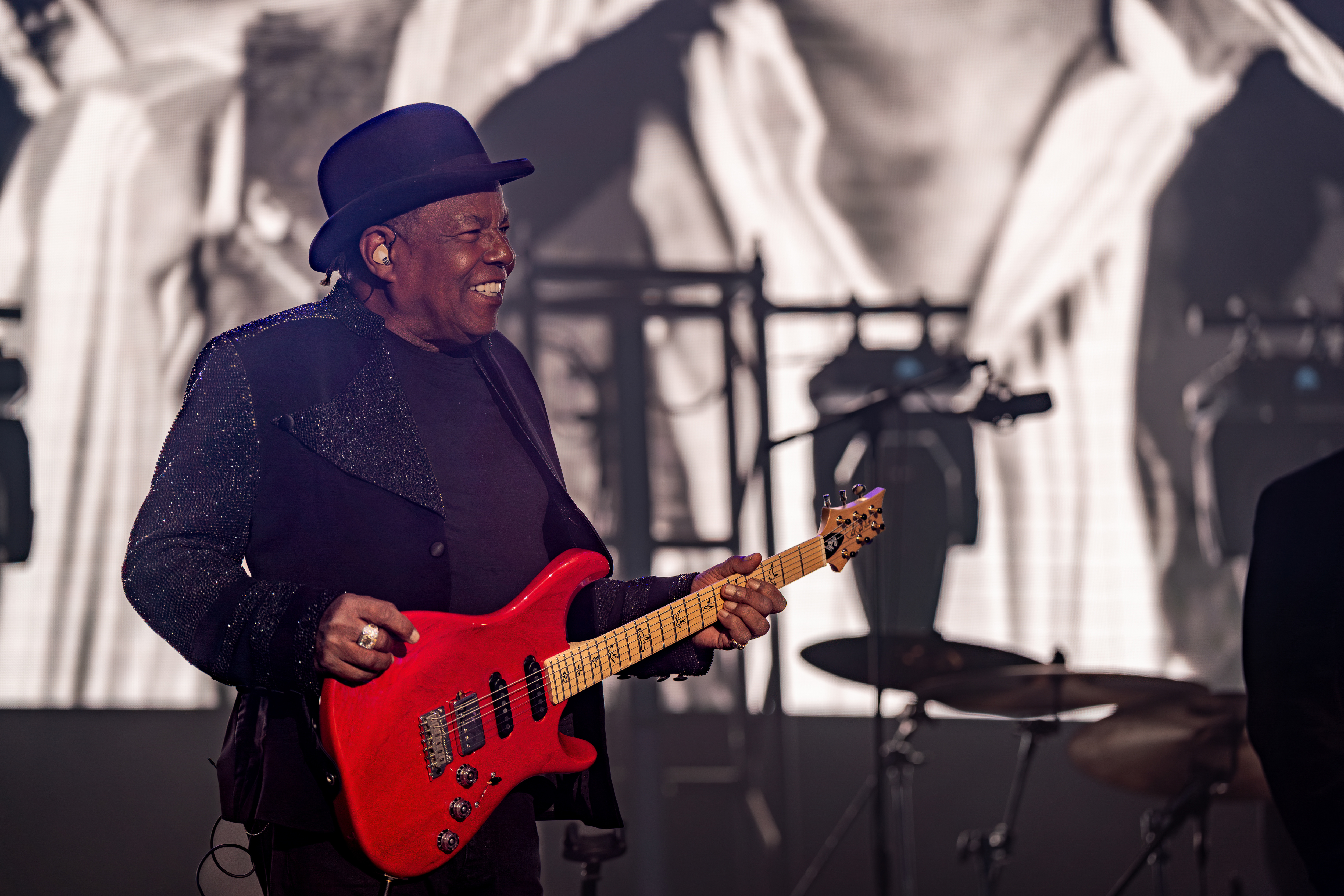 Tito Jackson actuando en el Festival Boogietown en Surrey, Inglaterra, el 8 de septiembre de 2024 | Fuente: Getty Images