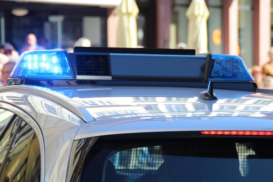 Patrulla de policía. | Foto: Pixabay