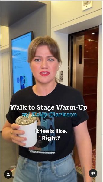 Kelly Clarkson estrenando un nuevo peinado, de un vídeo publicado el 23 de septiembre de 2024 | Fuente: Instagram/kellyclarksonshow