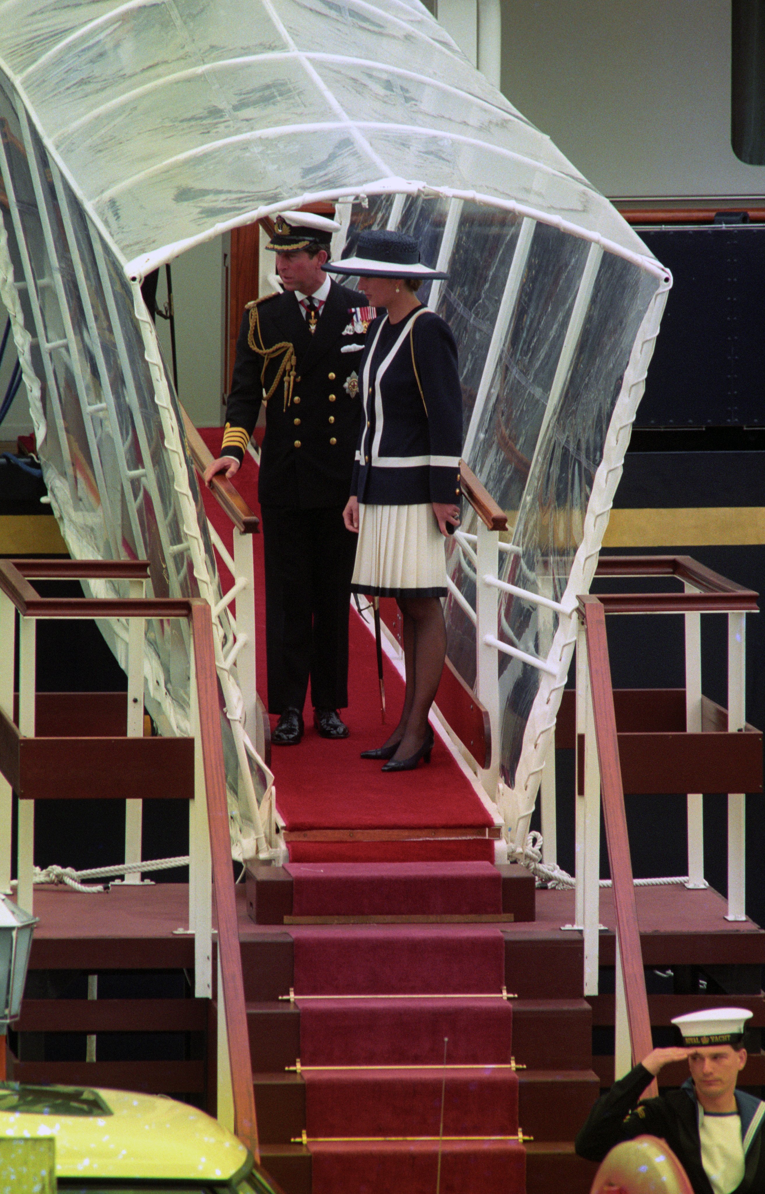 Príncipe Charles y Princesa Diana a bordo del HMY Britannia en mayo de 1993. | Foto: Getty Images