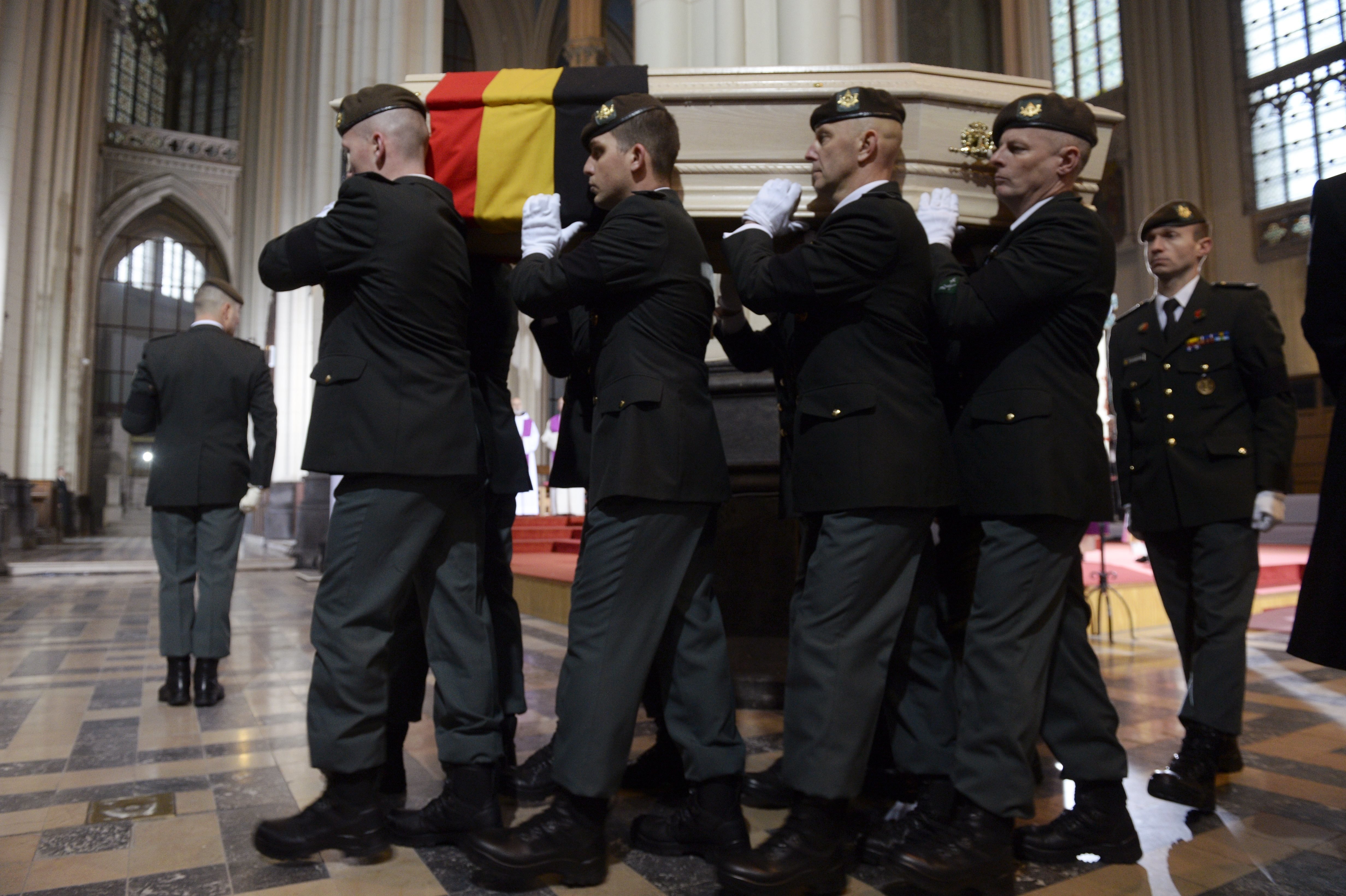 Funeral de la Reina Fabiola de Bélgica en la Iglesia de Laeken, en Bruselas, en 2014. | Foto: Getty Images
