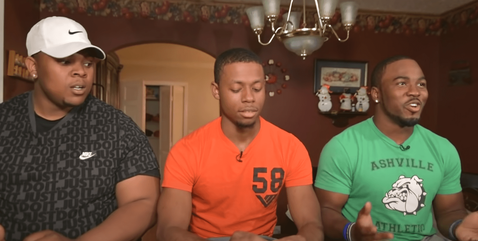 Jamario Howard, Tae Knight, and JaMychol Baker. | Foto: Youtube.com/CBS Evening News