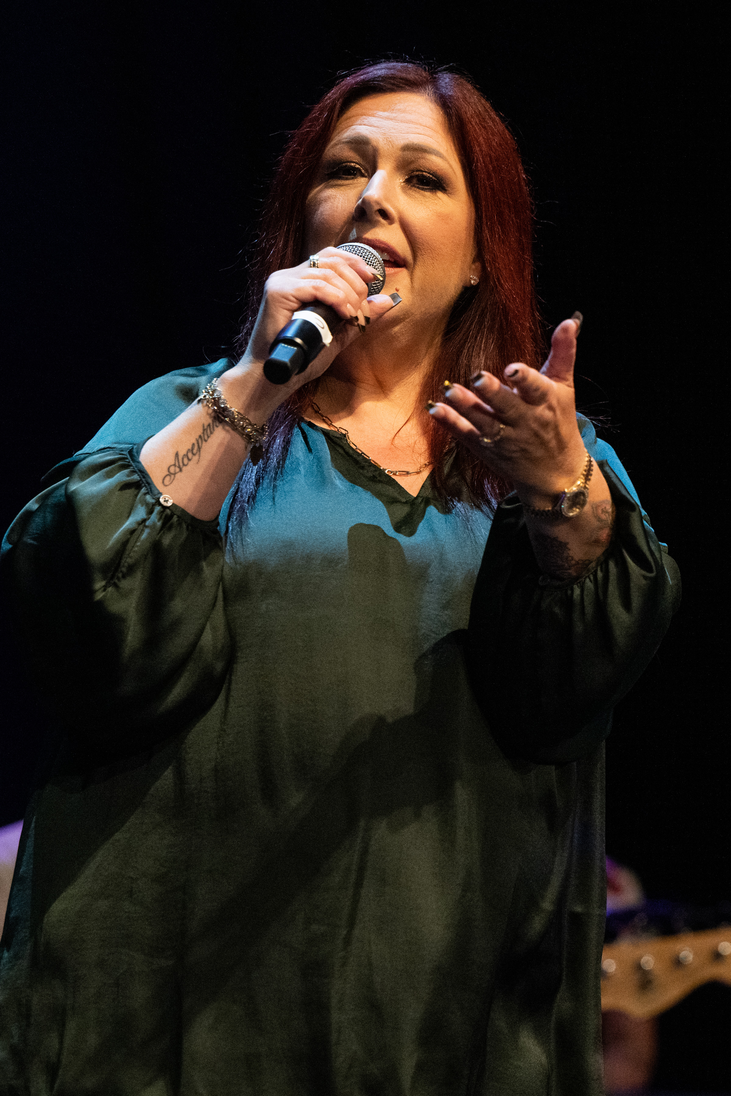 Carnie Wilson de los Wilson Phillips actúa en el escenario del Teatro Saban el 23 de julio de 2023, en Beverly Hills, California | Fuente: Getty Images