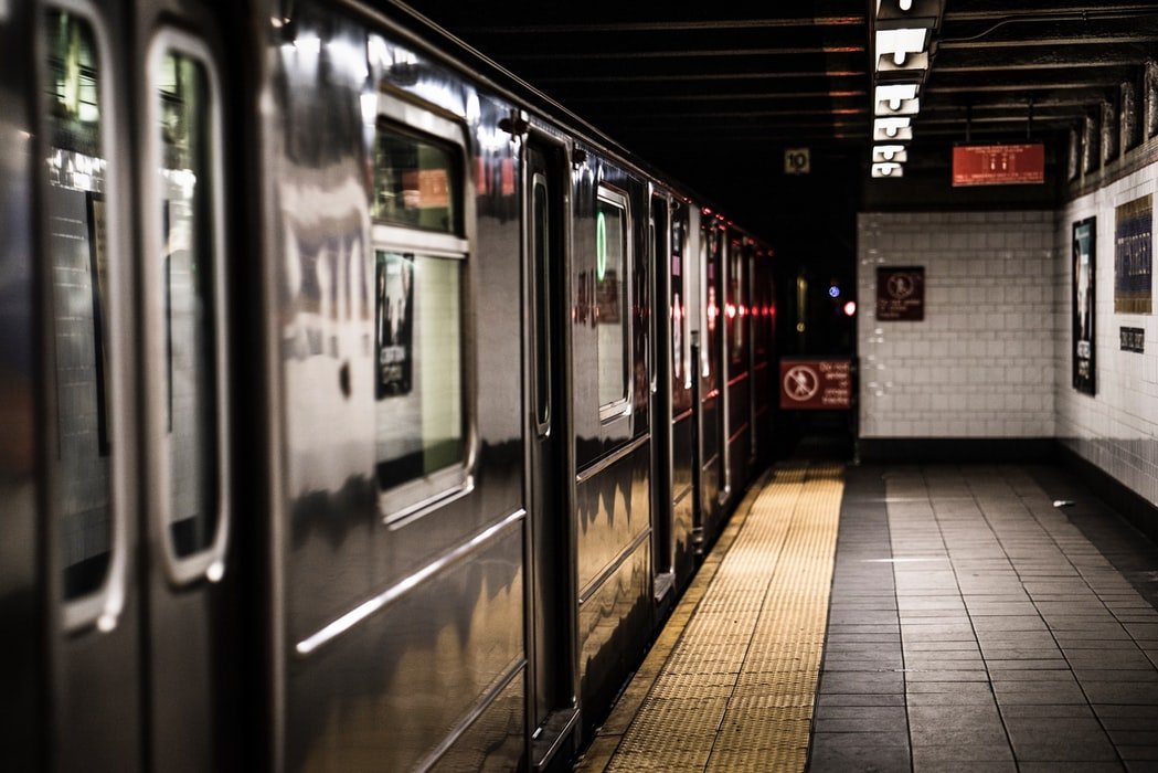 Andén del metro. | Foto: Unsplash 