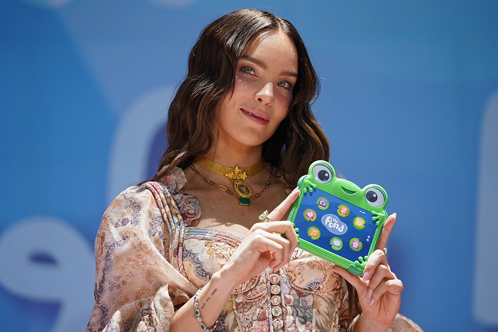 Belinda asiste a la alfombra roja de la película "Toy Story 5" en el Centro Comercial Mitikah el 14 de junio de 2026 en la Ciudad de México, México. | Fuente: Getty Images