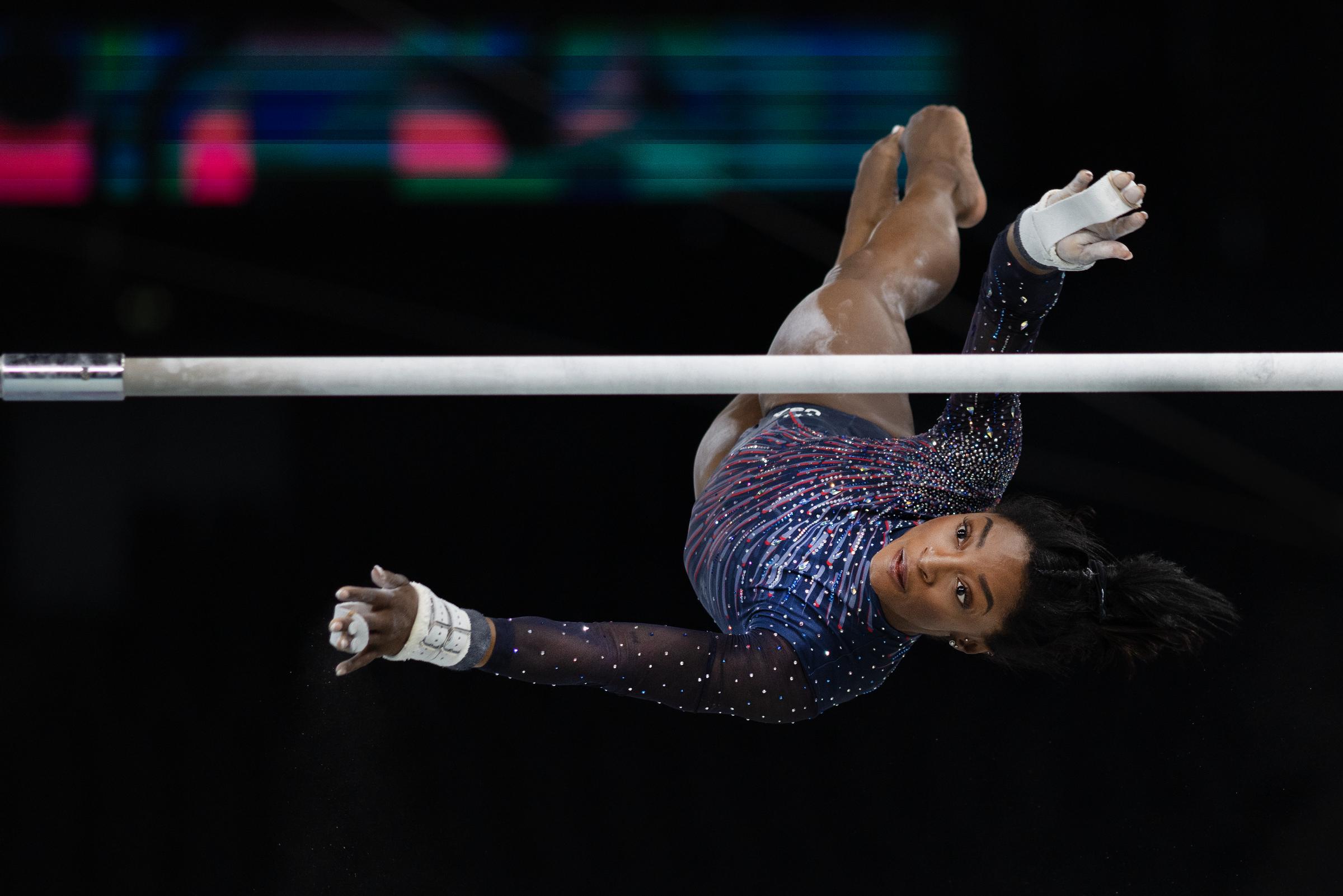 Simone Biles durante la clasificación femenina de gimnasia artística en París, Francia, el 28 de julio de 2024 | Fuente: Getty Images