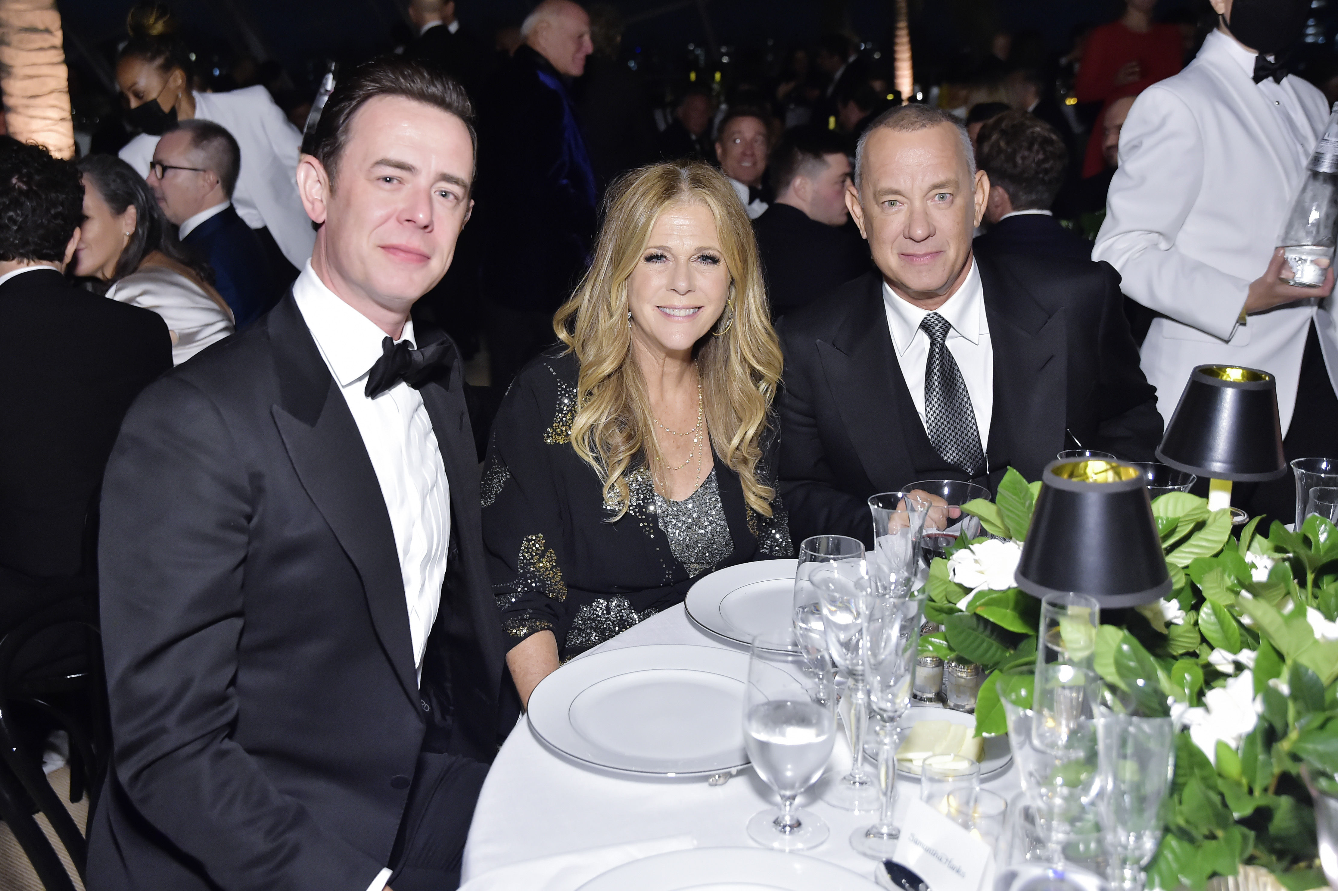 Colin Hanks, Rita Wilson y Tom Hanks asisten a la Academy Museum of Motion Pictures: Opening Gala el 25 de septiembre de 2021 en Los Ángeles, California | Foto: Getty Images
