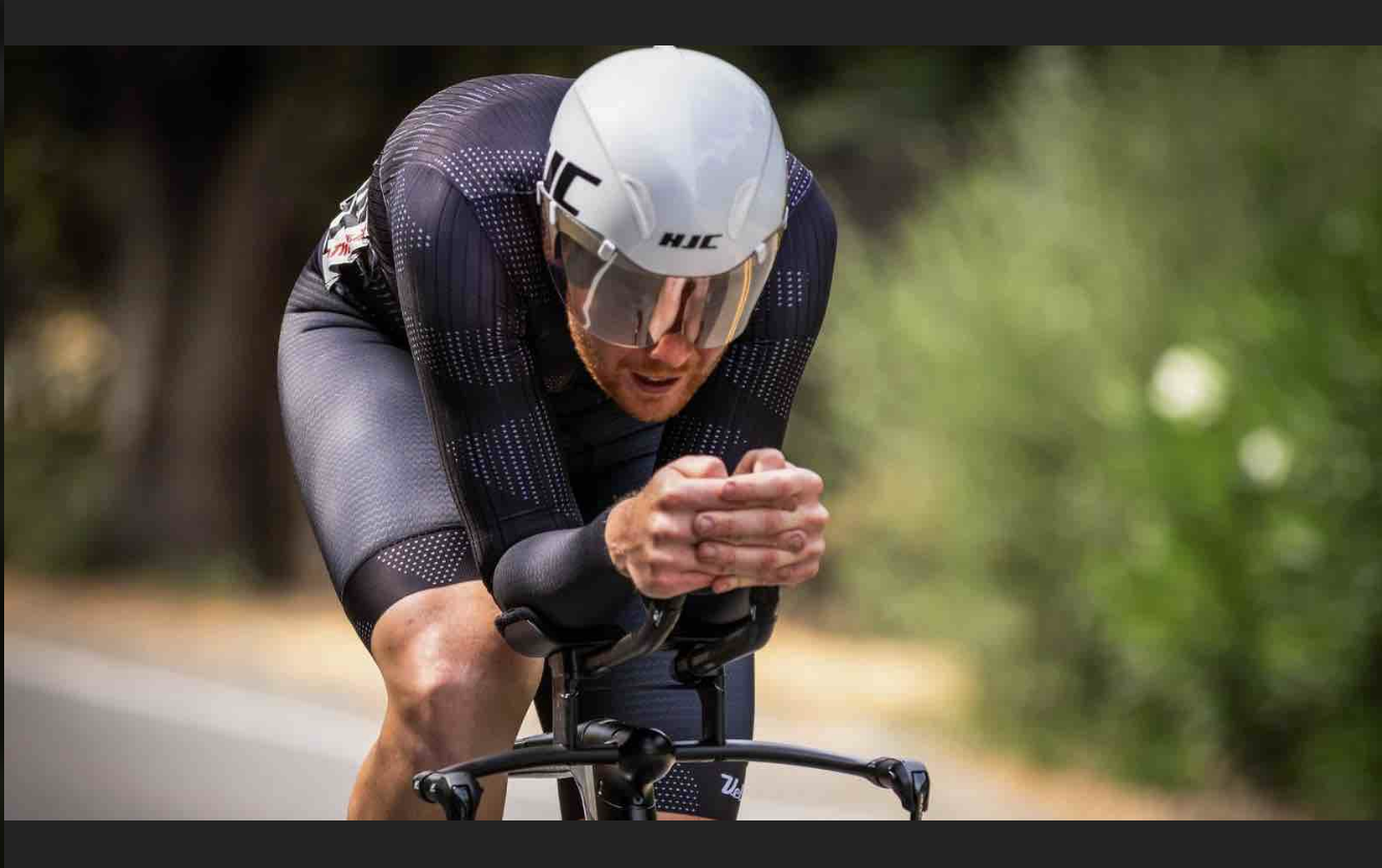 Colden Kimber aparece en la foto montando en bicicleta | Fuente: GoFundMe