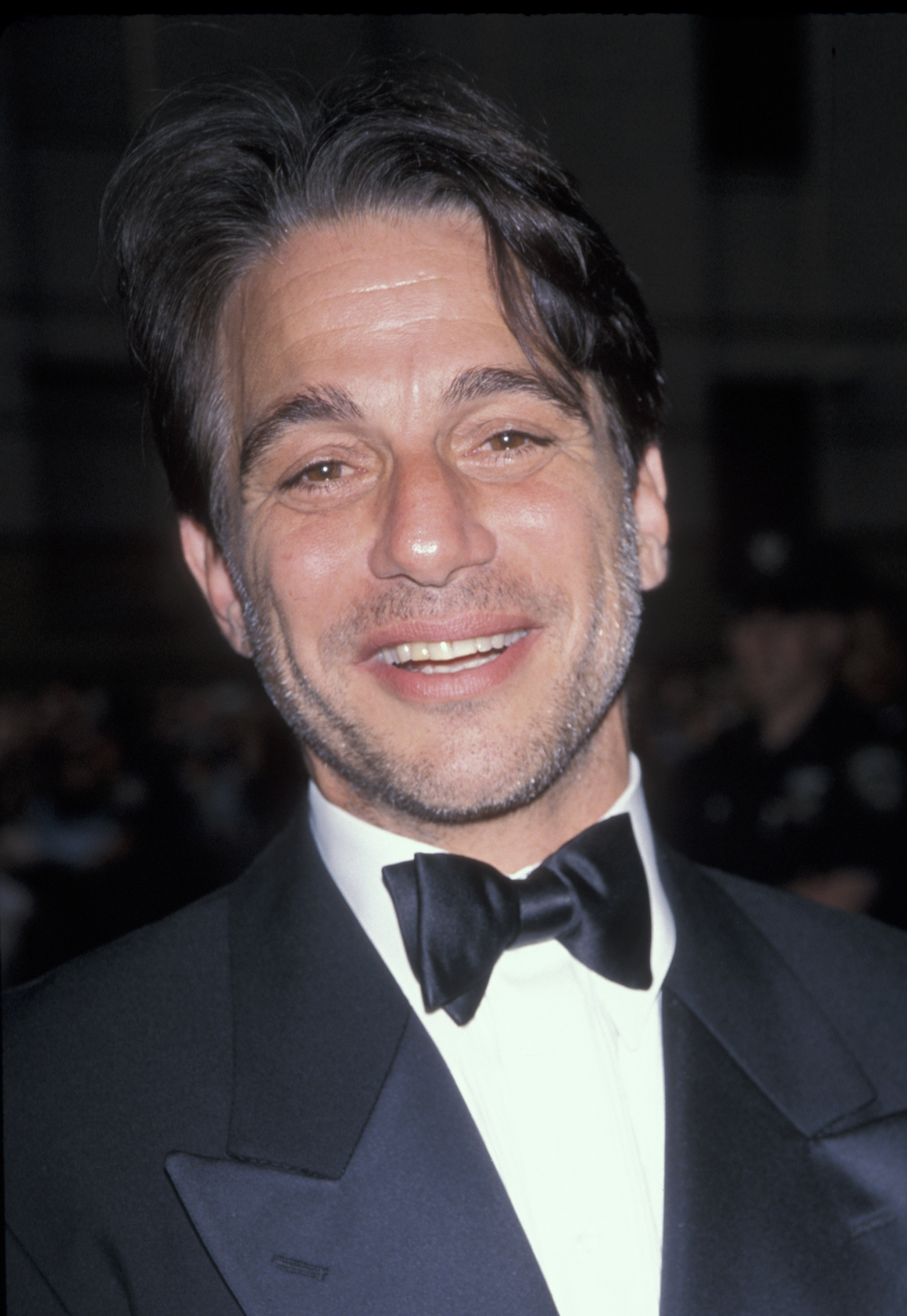 El famoso actor durante los Premios Tony de 1999 en el Teatro Gershwin de Nueva York | Fuente: Getty Images