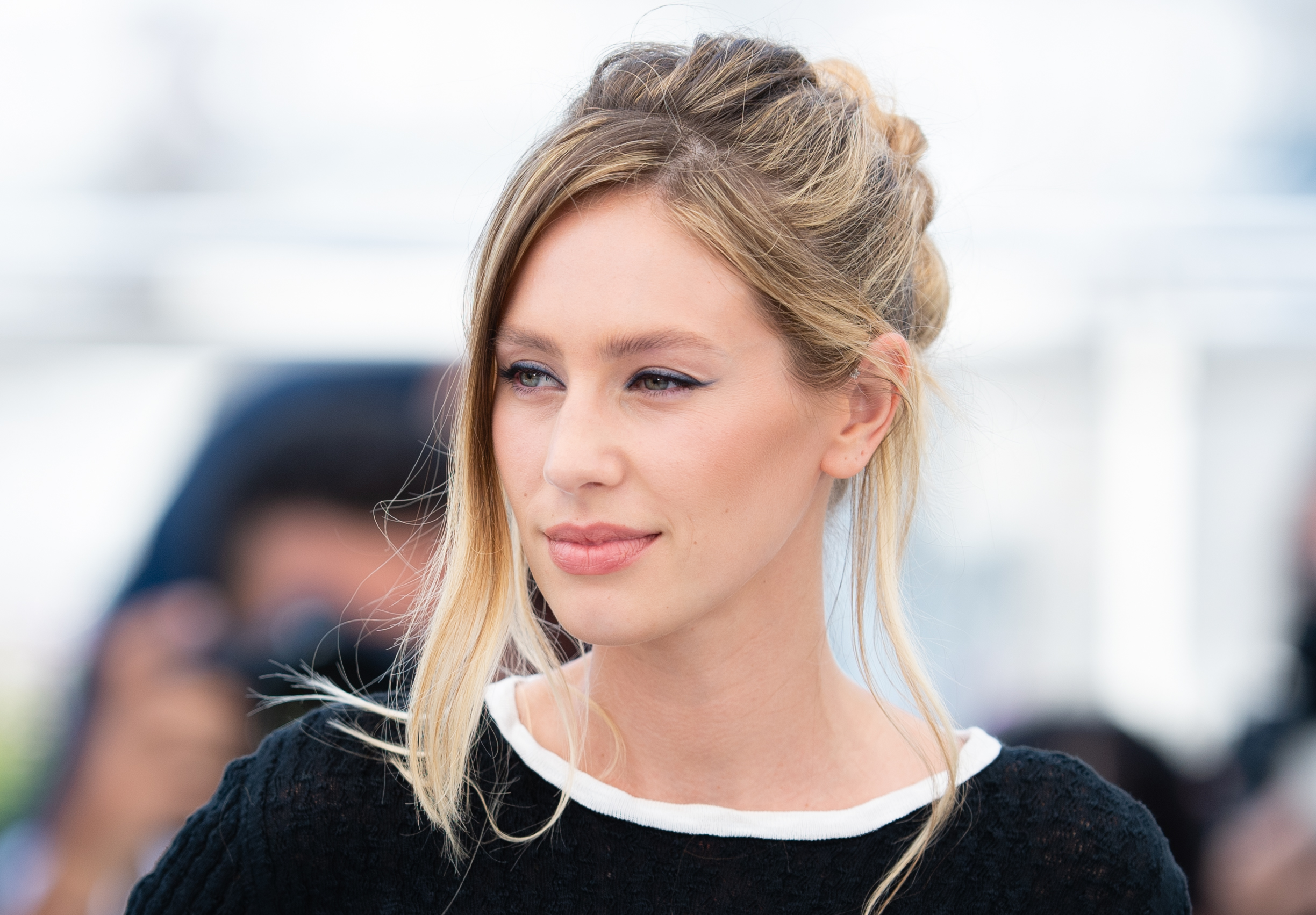 Dylan Penn asiste al photocall de "Flag Day" durante la 74ª edición del Festival de Cine de Cannes el 11 de julio de 2021 en Cannes, Francia | Fuente: Getty Images