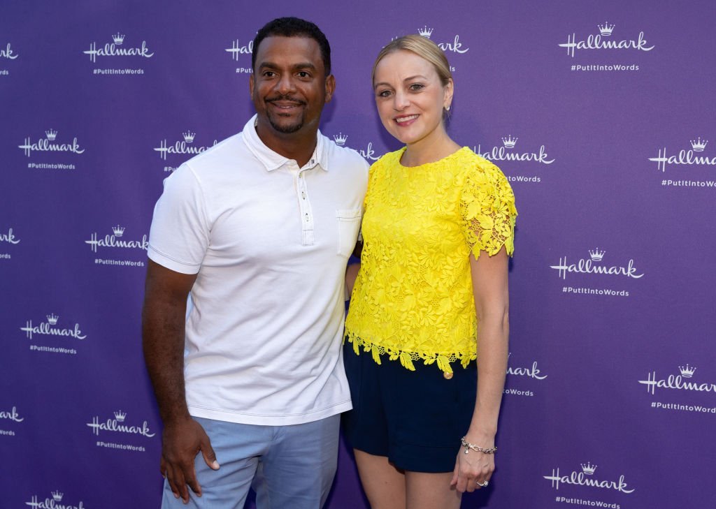 Alfonso y Angela Ribeiro en la fiesta de lanzamiento de la campaña "Put It Into Words" de Hallmark el 30 de julio de 2018 en California.| Foto: Getty Images