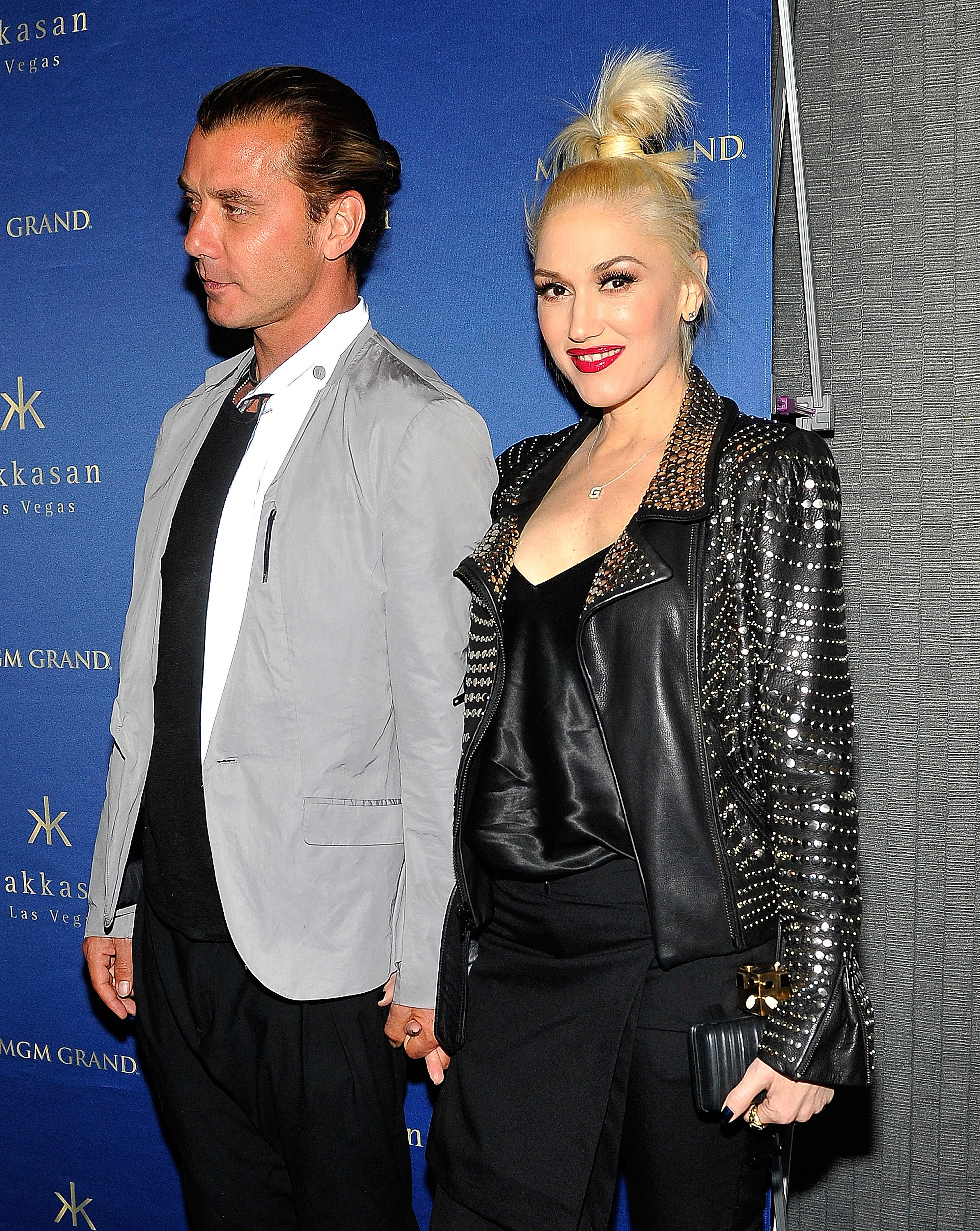 Gavin Rossdale y Gwen Stefani llegan a la celebración del aniversario del restaurante y club nocturno Hakkasan Las Vegas en Las Vegas, Nevada, el 27 de abril de 2014 | Fuente: Getty Images