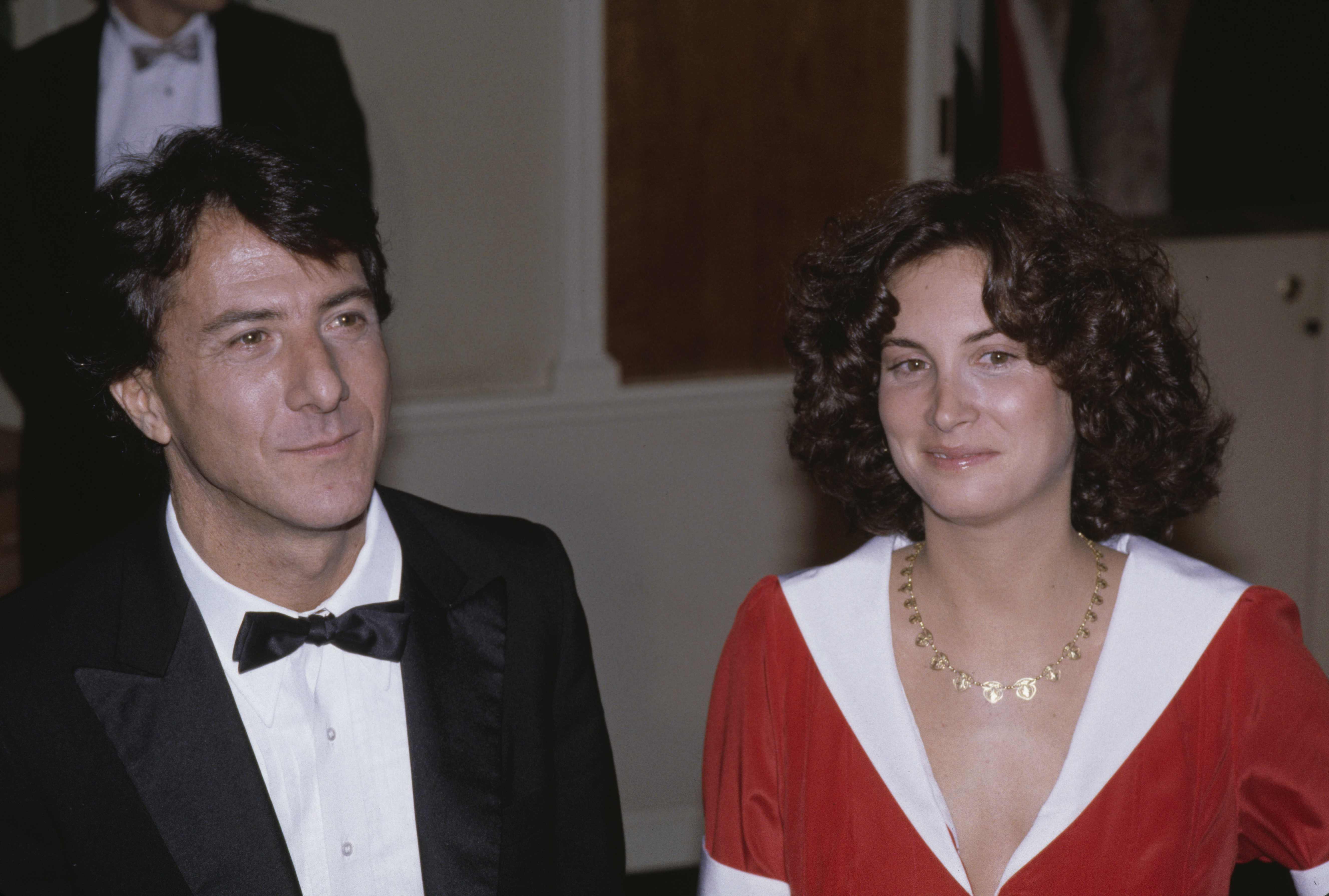 El actor y la mujer en la 40ª edición de los Premios Golden Globe en Beverly Hills, California, el 29 de enero de 1983. | Foto: Getty Images