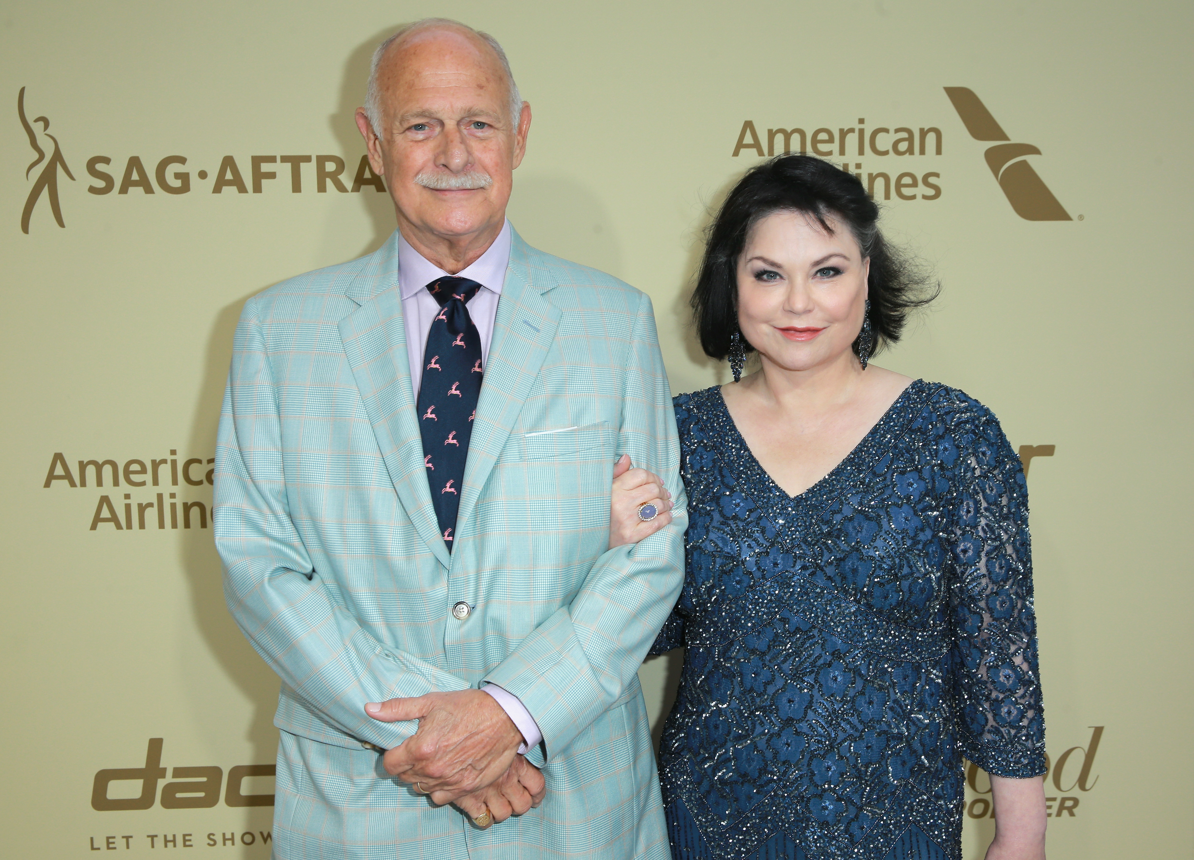 Gerald McRaney y Delta Burke asisten a la Noche Inaugural de Nominados a los Emmy de The Hollywood Reporter y SAG-AFTRA el 14 de septiembre de 2017, en Beverly Hills, California. | Fuente: Getty Images