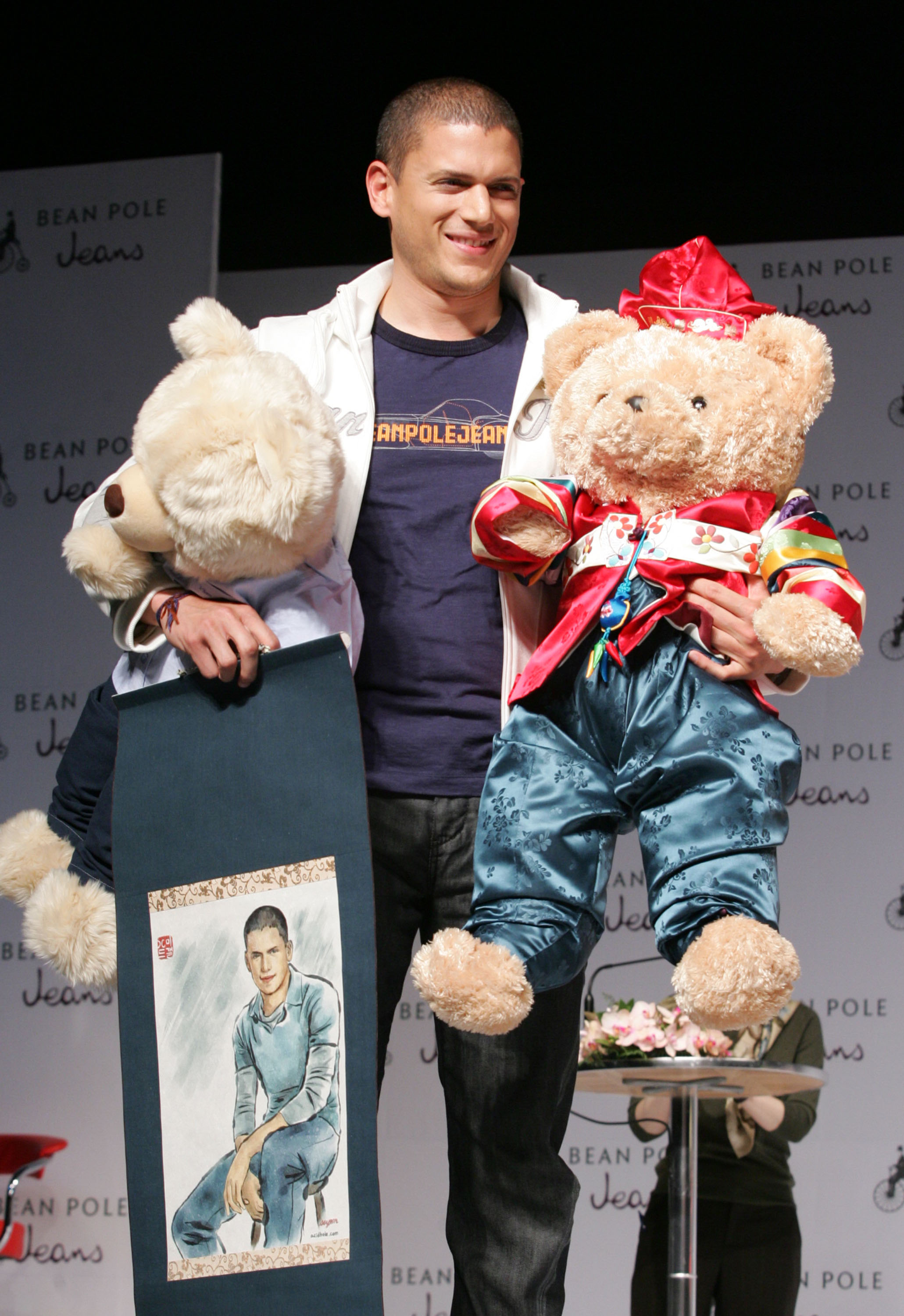 Wentworth Miller aparece en una rueda de prensa y una reunión de fans el 23 de marzo de 2007, en Seúl, Corea del Sur. | Fuente: Getty Images