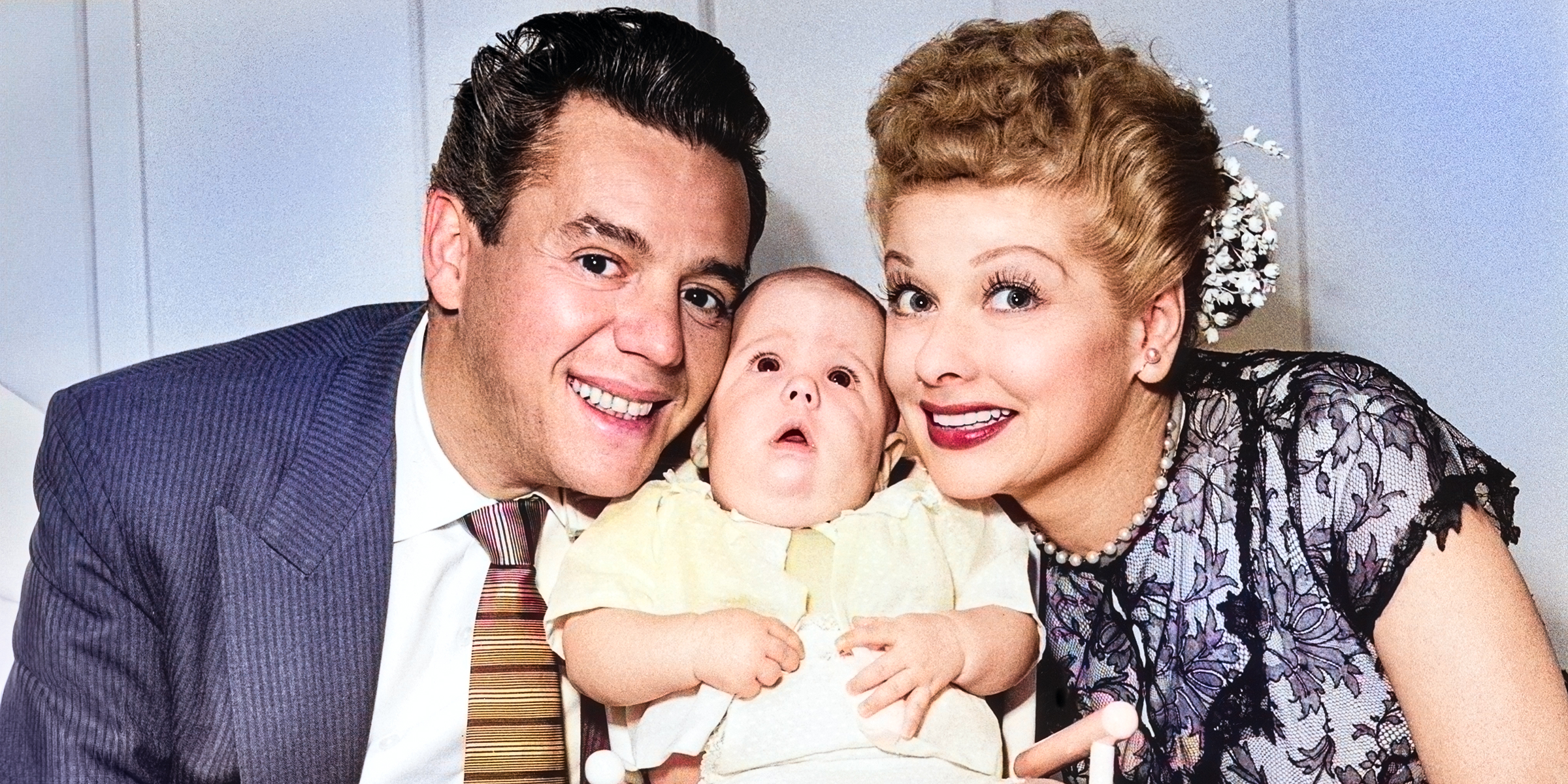 Desi Arnaz, Desi Arnaz Jr. y Lucille Ball, 1953 | Fuente: Getty Images