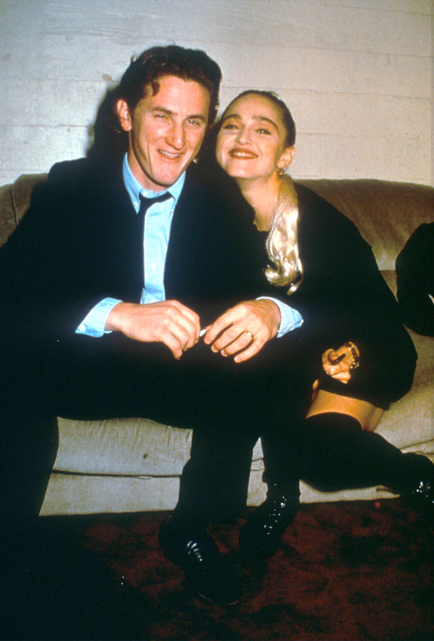 Madonna y Sean Penn coprotagonizaron la película de 1986 "Shanghai Surprise", que recibió duras críticas y fue un fracaso de taquilla. La película se estrenó apenas un año después de su boda. | Fuente: Getty Images